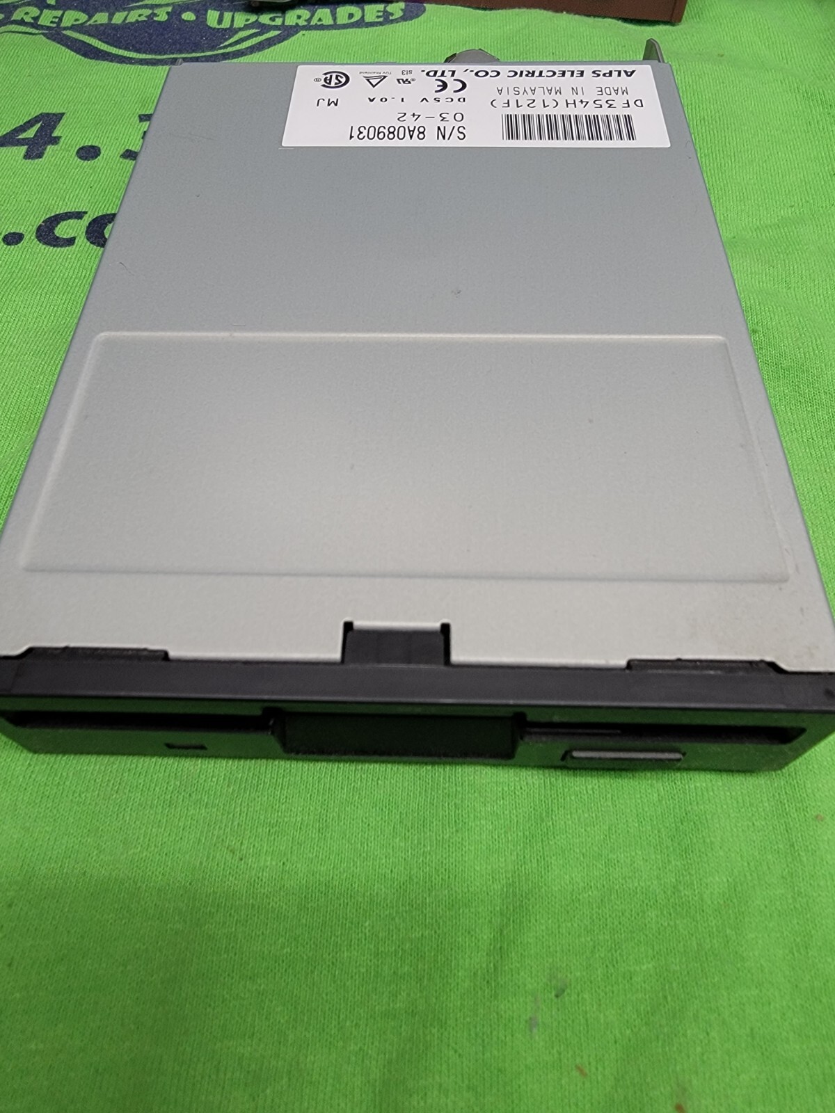 ALPS 3.5” 1.44MB Internal Floppy Drive -  DF354H (121F) - Black Bezel