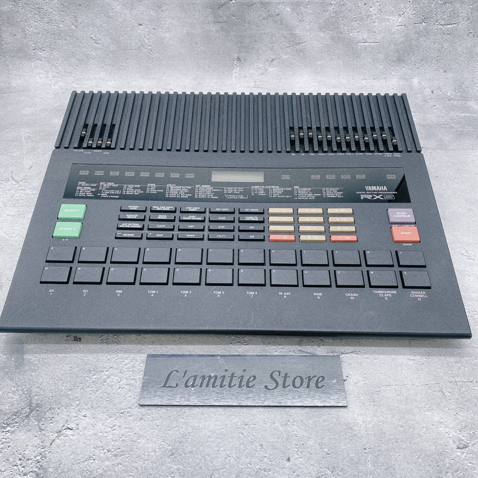 YAMAHA RX5 Digital Rhythm Programmer Drum Machine MIDI Sequencer Black RX 5 JP
