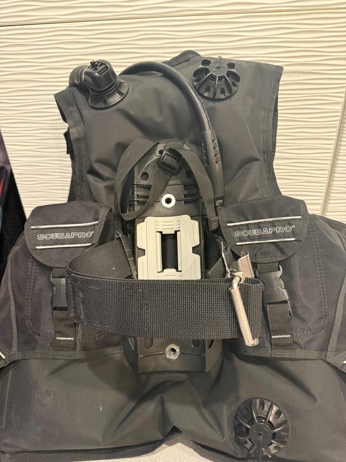 Scubapro Glide Pro BCD with Air 2 - Size LG