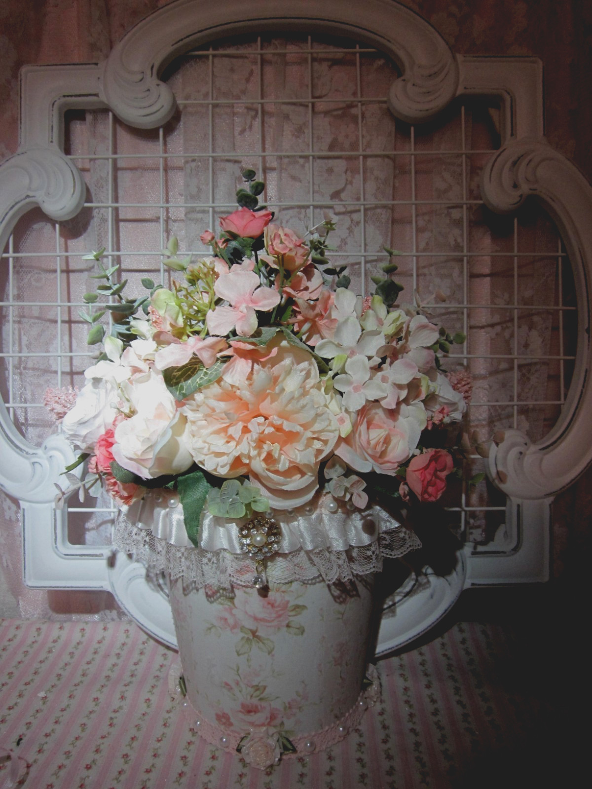 beautiful handmade shabby cottage peachy sage w/jewel floral wall/door basket