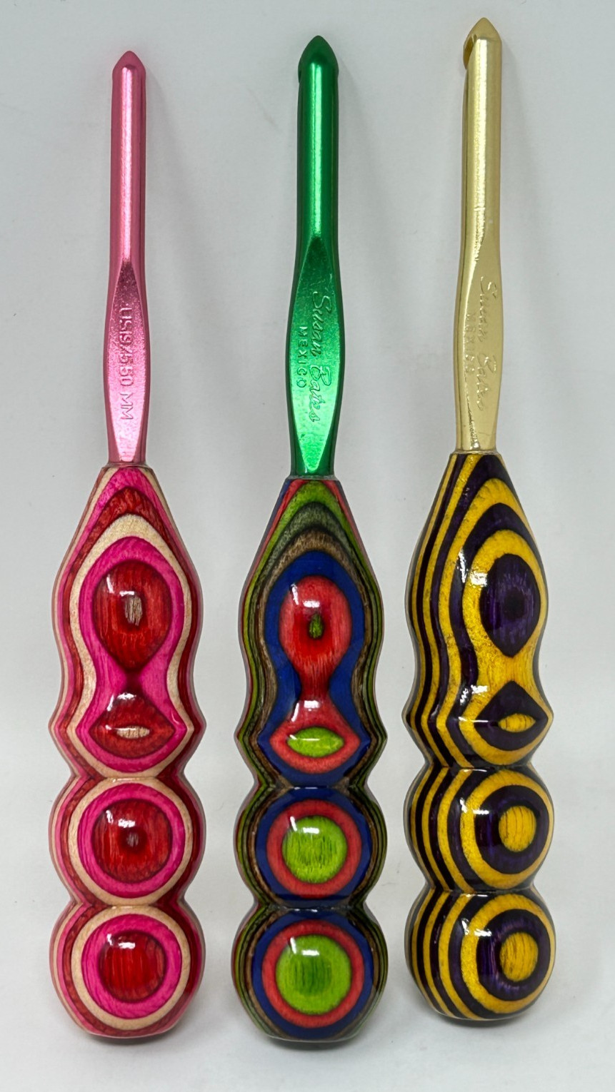 Set- 3 Susan Bates Multicolor Crochet Hooks w/Hand Turned Ergonomic Wood Handles