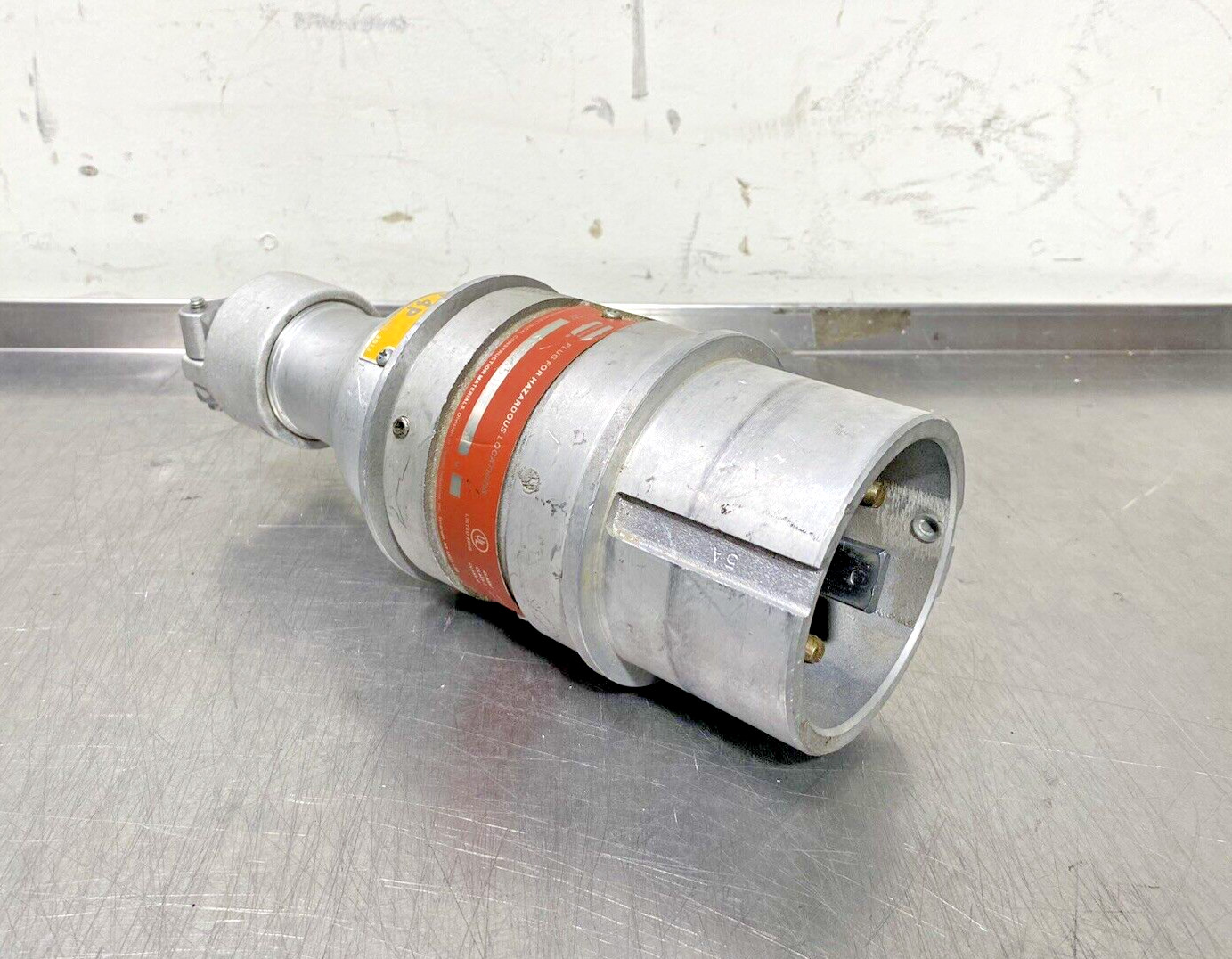 Eaton Crouse-Hinds Plug SP3465D 30A, 480V, 3W, 4P