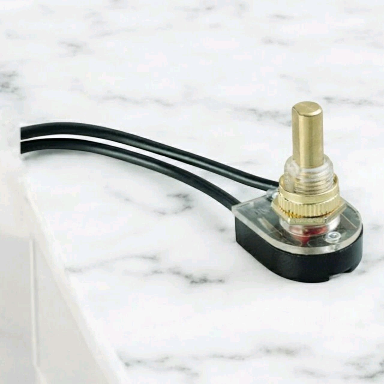 6 amp Single Pole Push Button Lamp - Appliance Switch Brass 1 pk