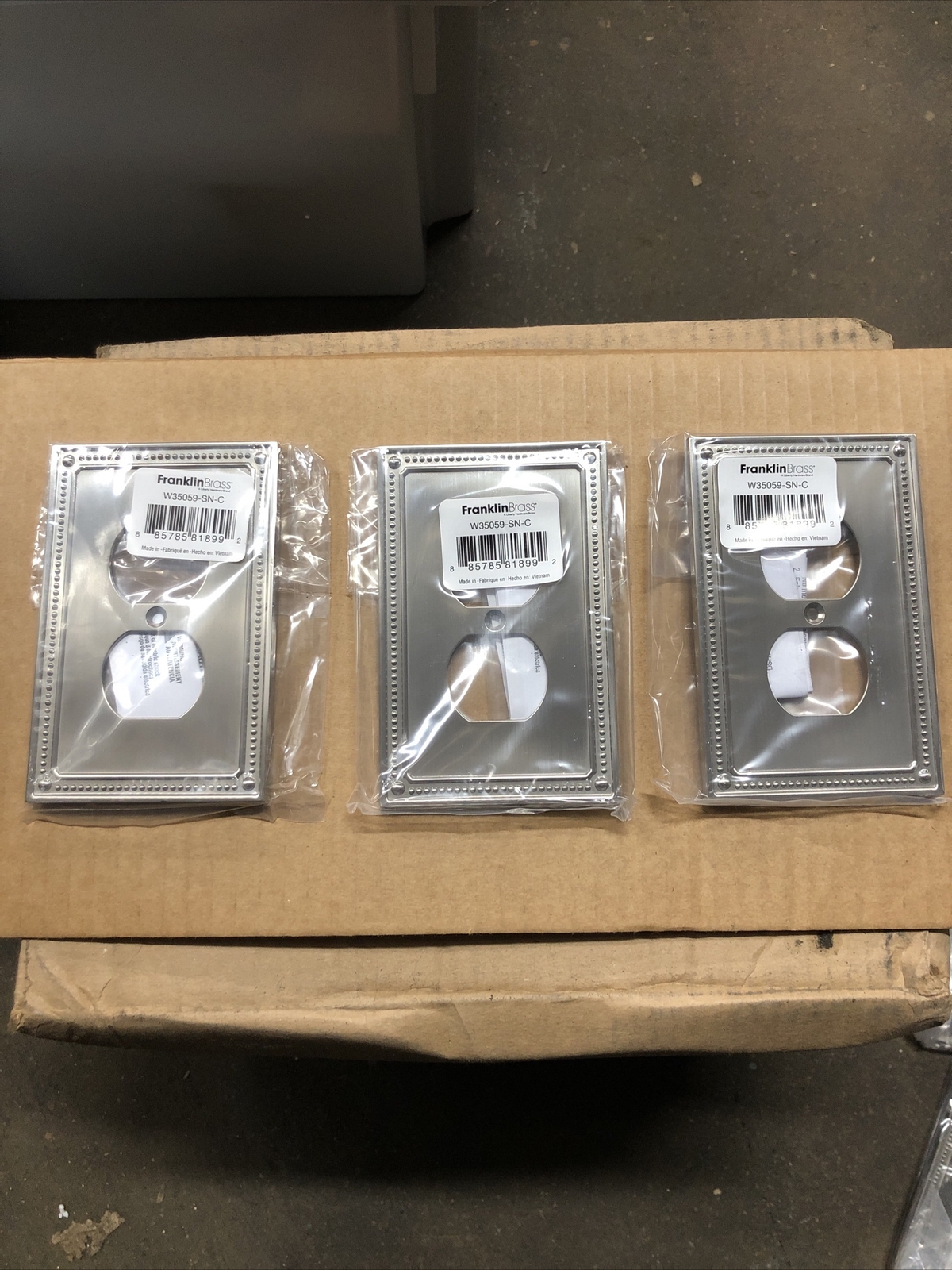 LOT OF 3 - W35059-SN Satin Nickel Beaded Duplex Cover Plate