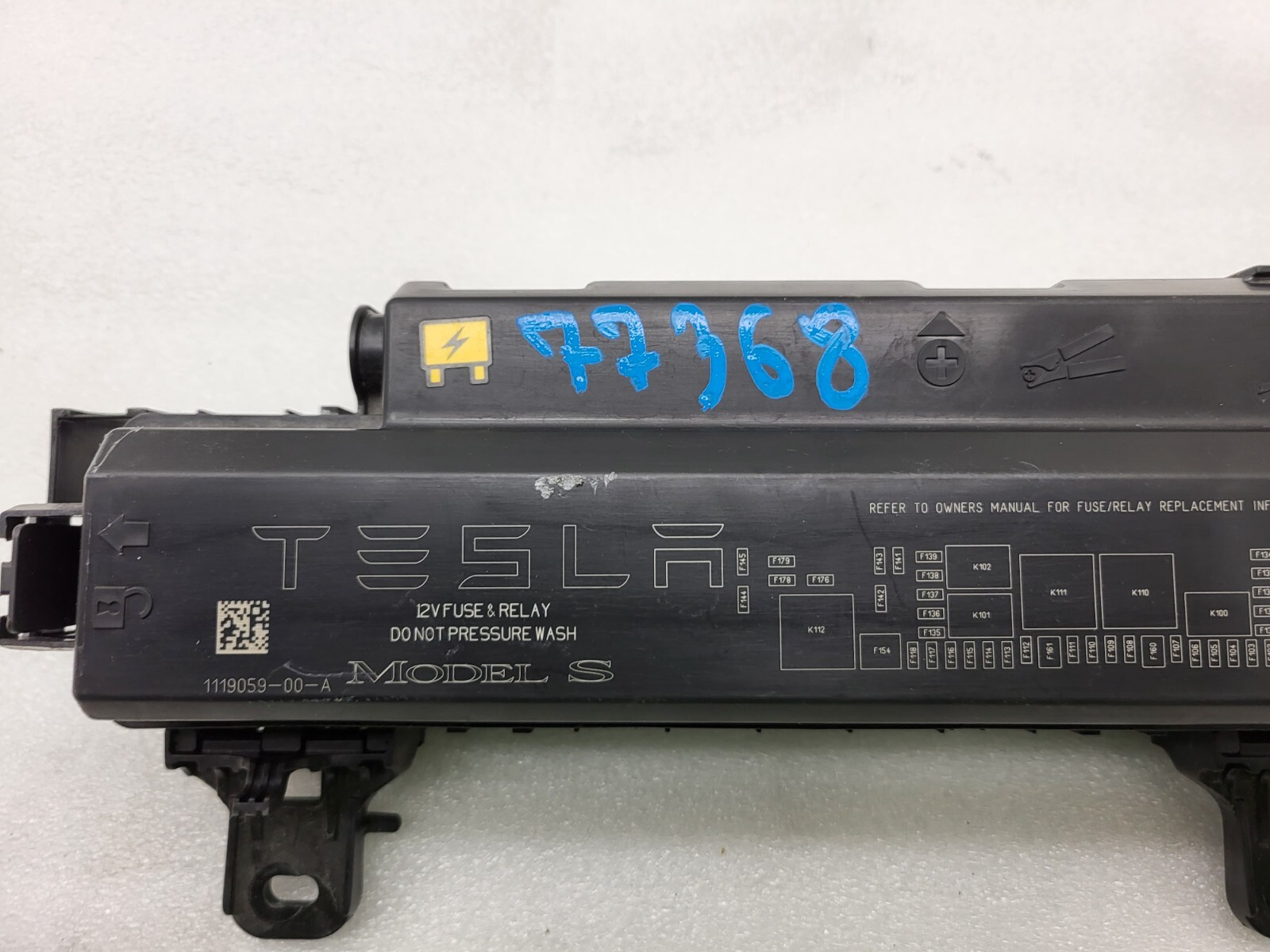 ⭕2016-2020 Model S Front Efuse Frunk Fuse Relay Junction Box Module 1119059-00-A