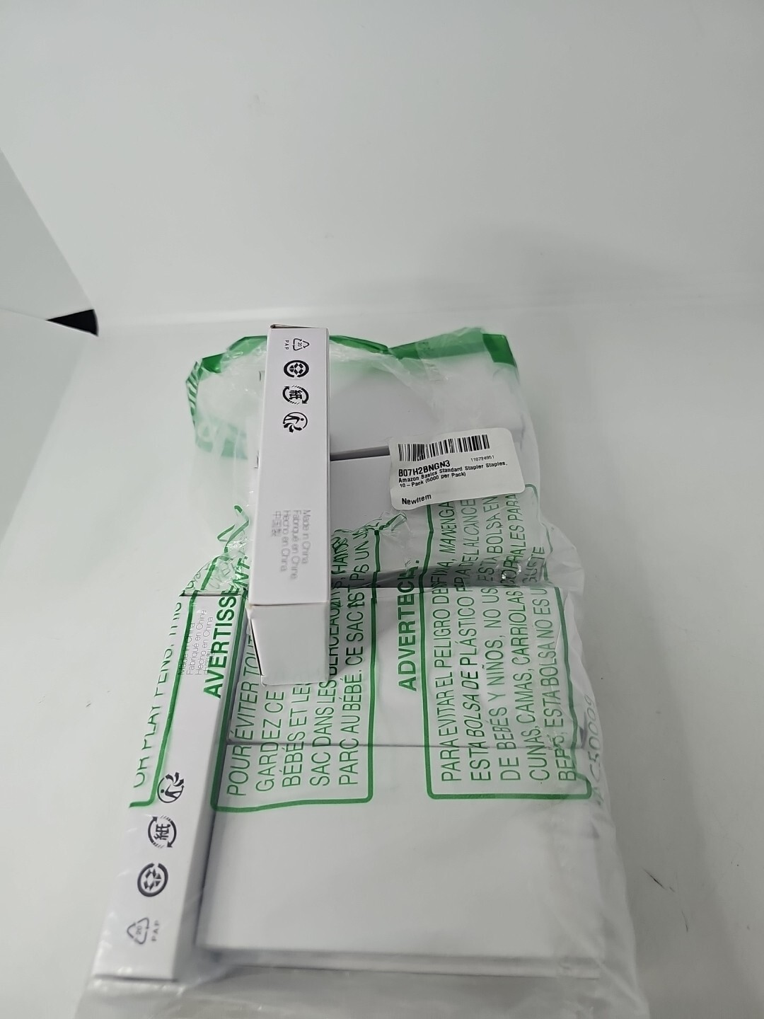 10 - Pack Standard Staple Staples, 5000 Per Pack.