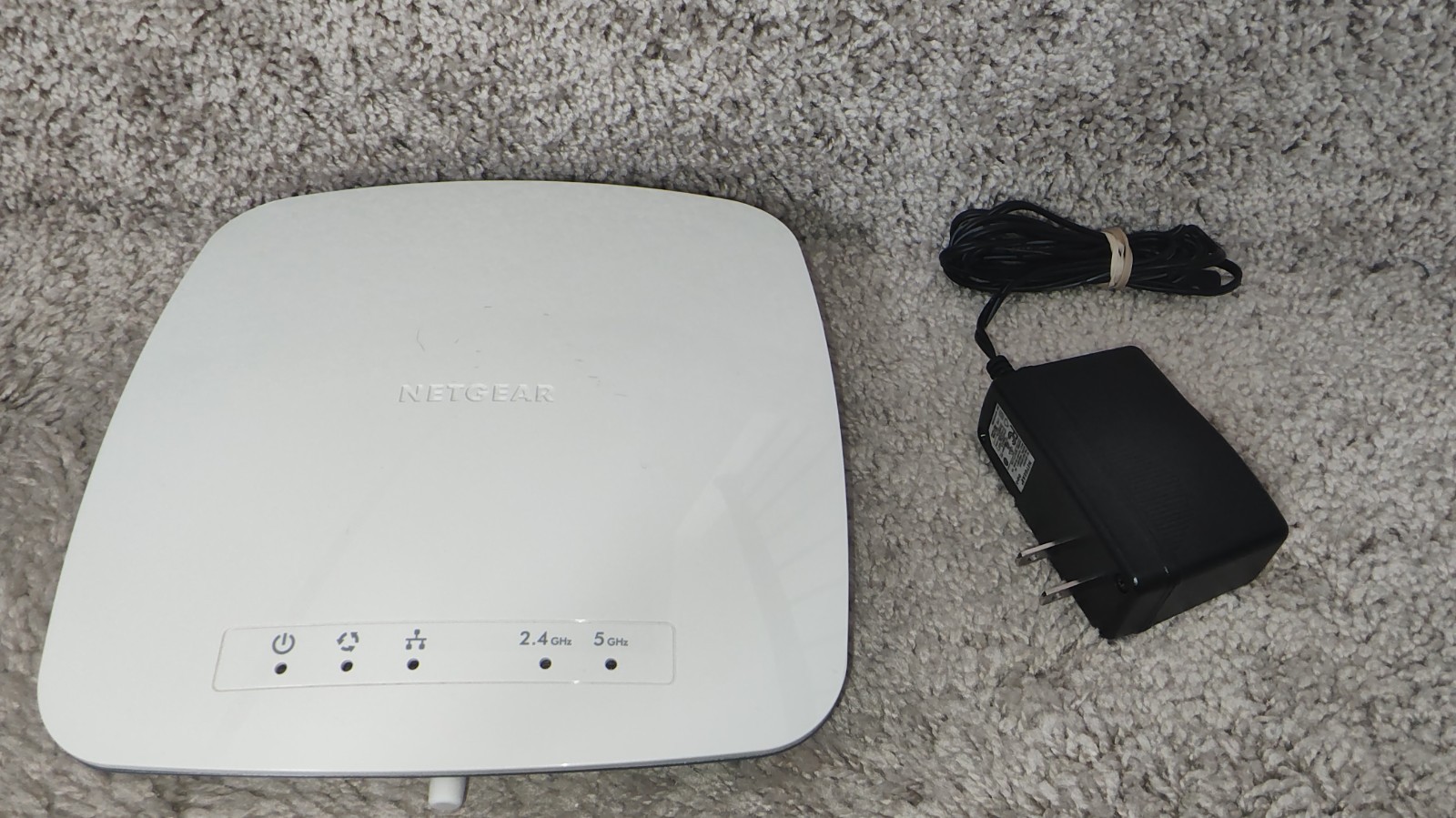 USED Netgear ProSAFE Business  Dual Band WIreless-AC Access Point WAC730.Tested