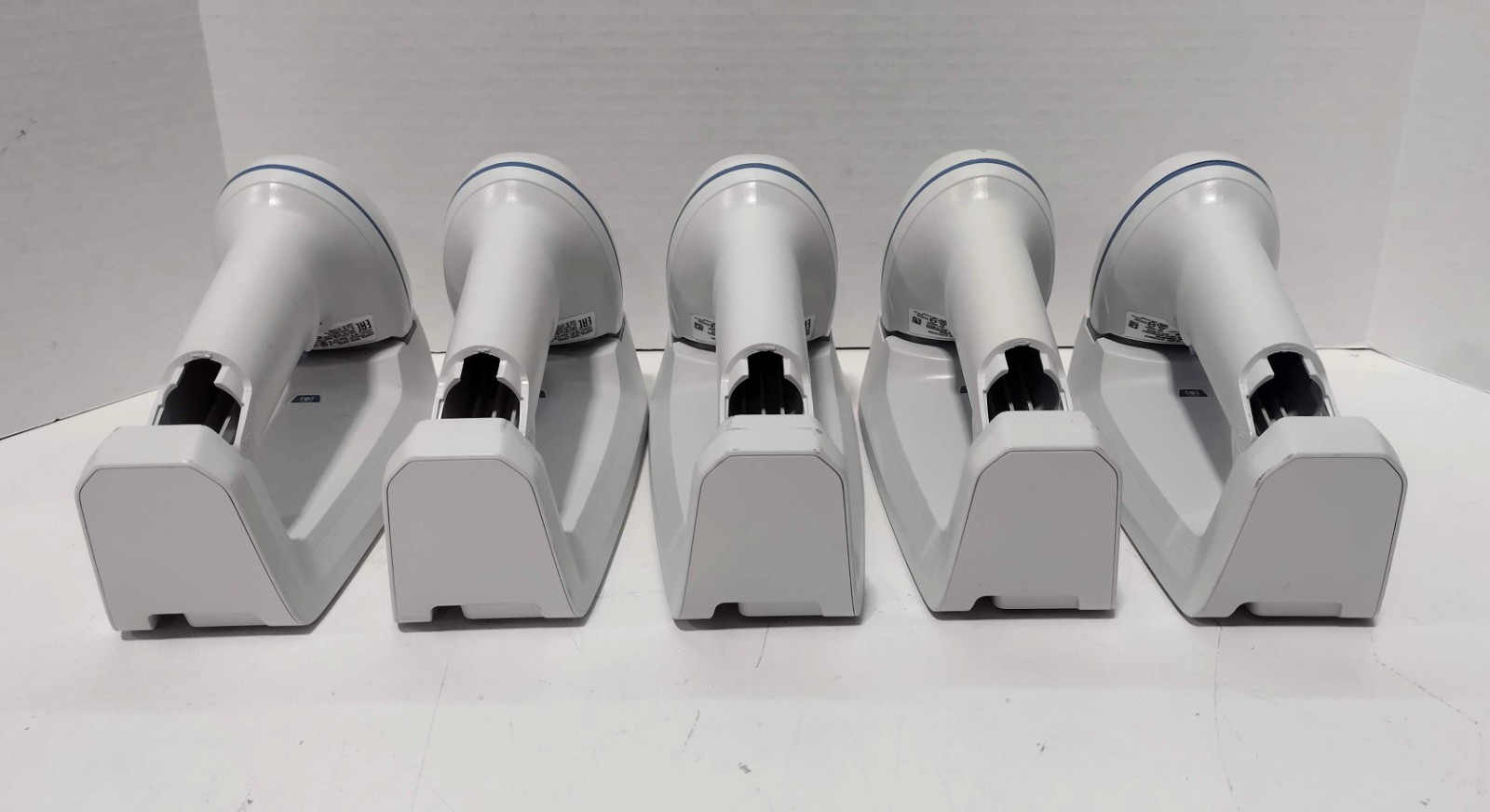Lot of 5 Zebra DS8178 Wireless Scanners w/CR8178-SC Bases No Batteries or Cables