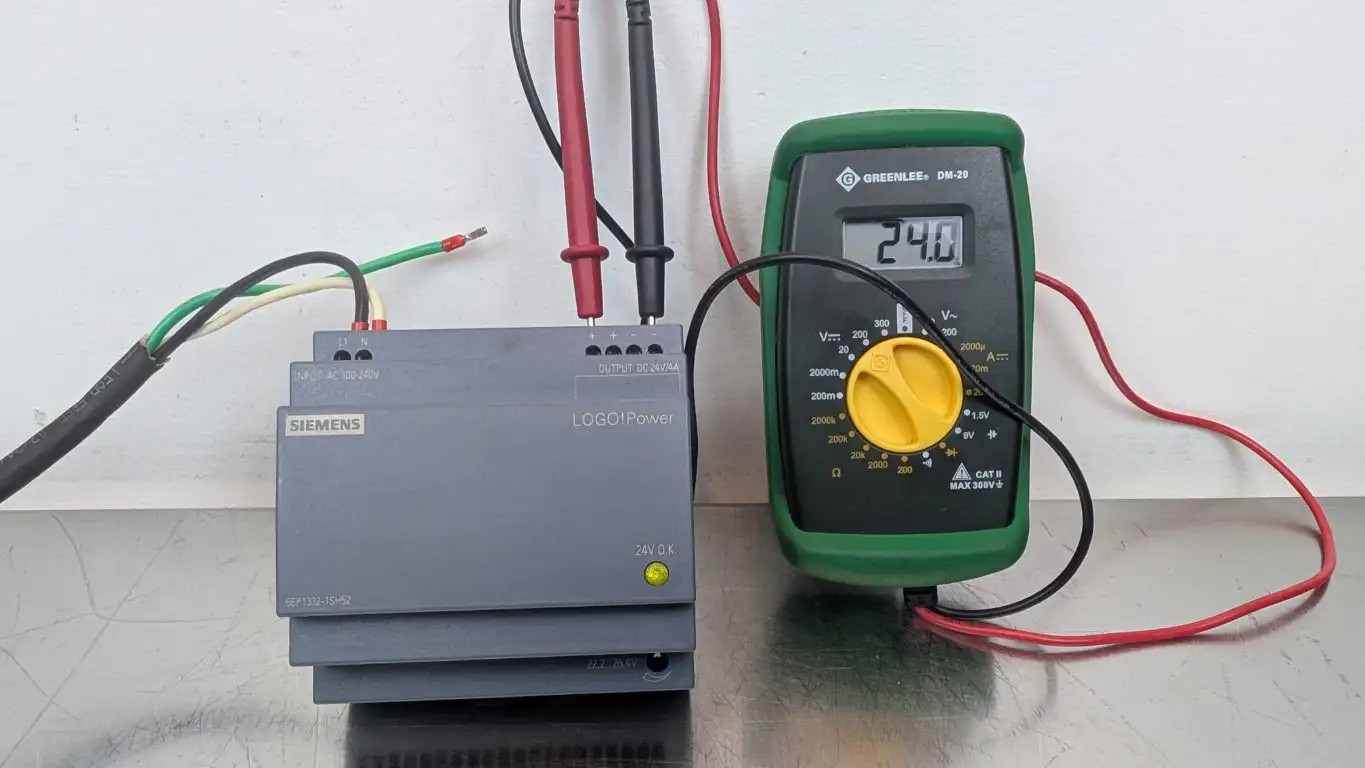 Siemens 6EP1332-1SH52 Power Supply LOGO!Power 100-240VAC 24VDC 4A