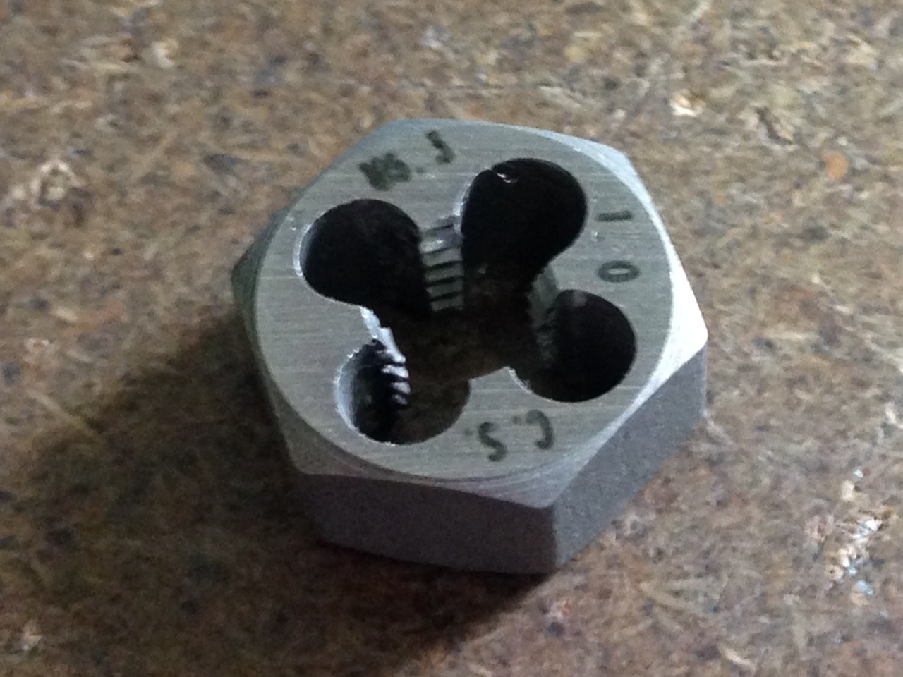M6.3 X 1.00 CARBON STEEL HEX DIE 19/32" ACROSS THE FLATS