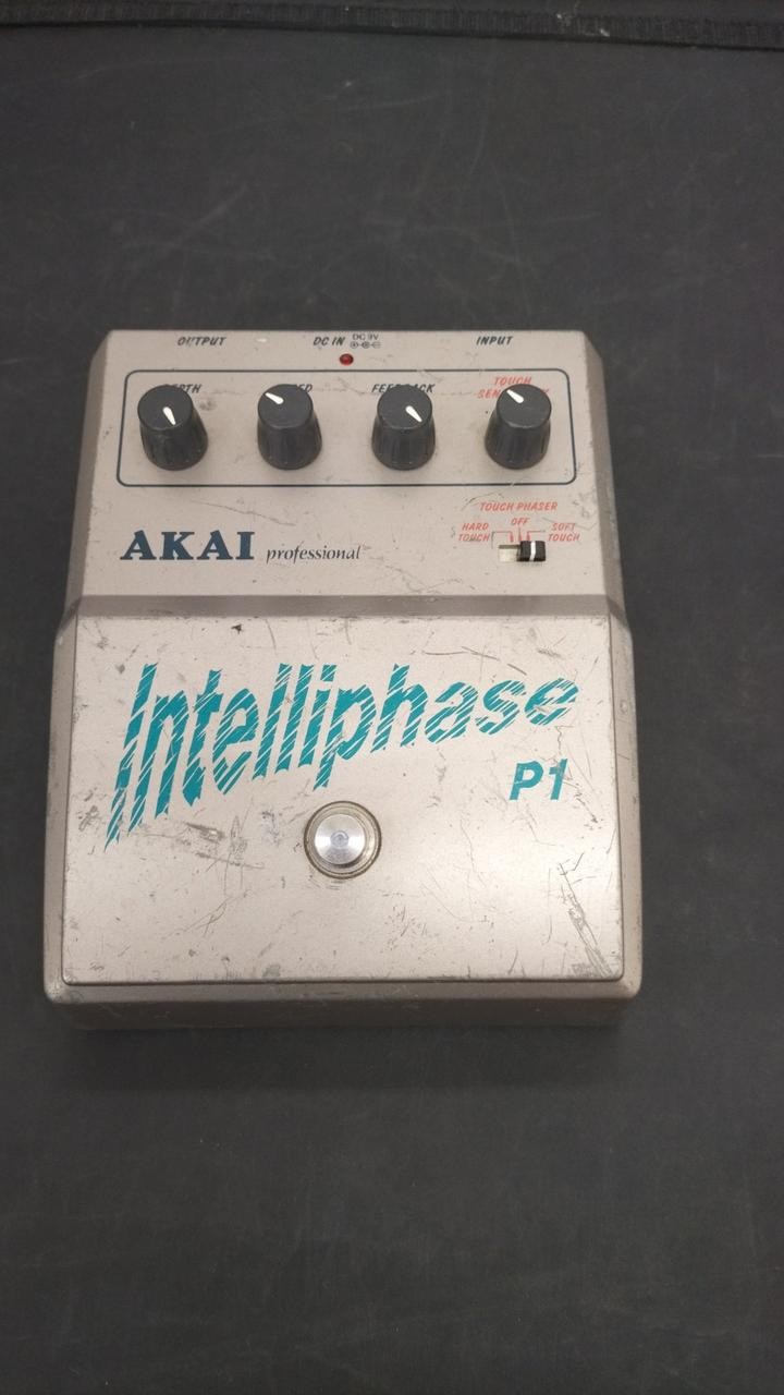 AKAI Model P1