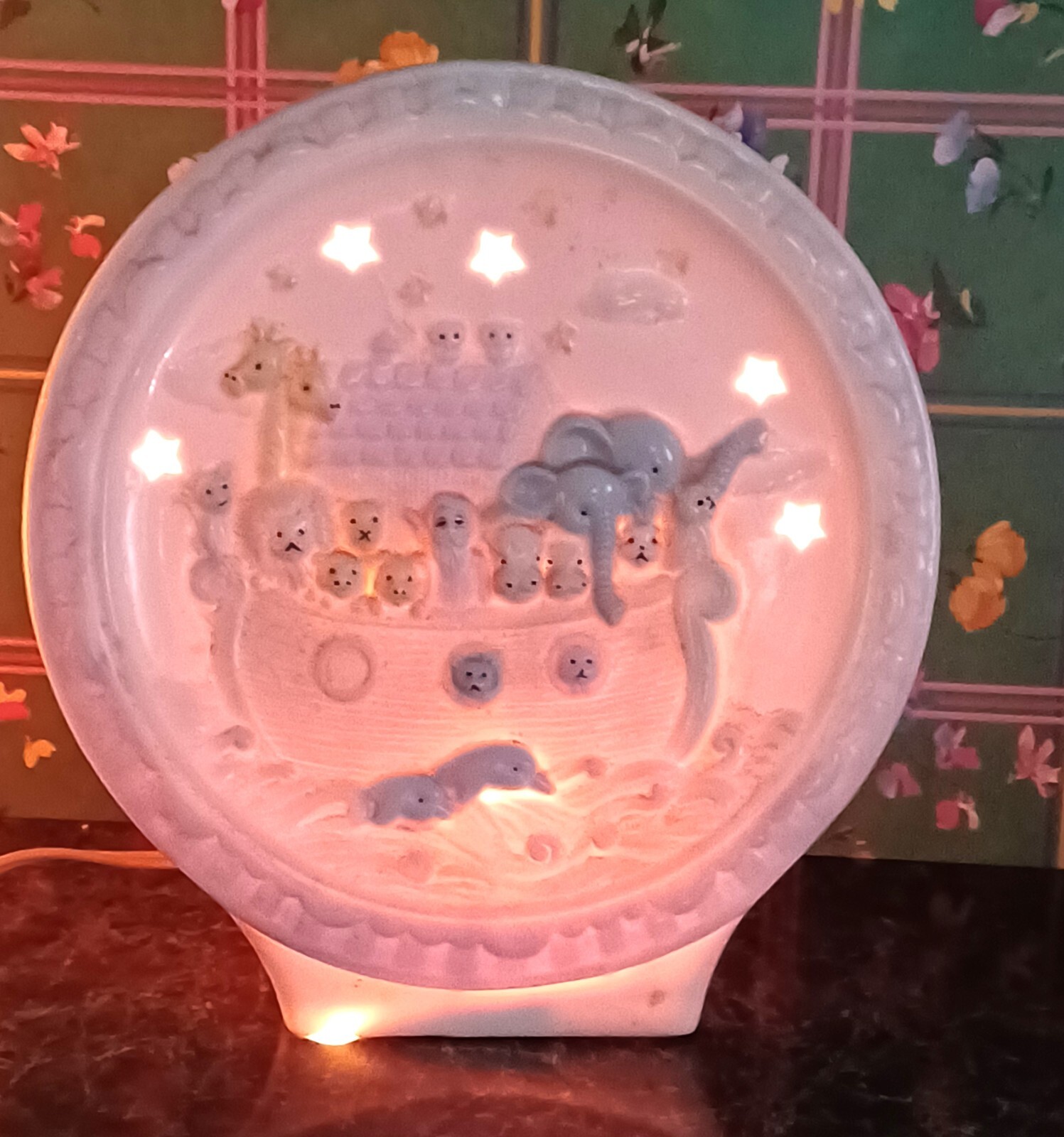 Precious Moments 1992 Noahs Ark Enesco Ceramic Night Light Lamp Nursery Vintage