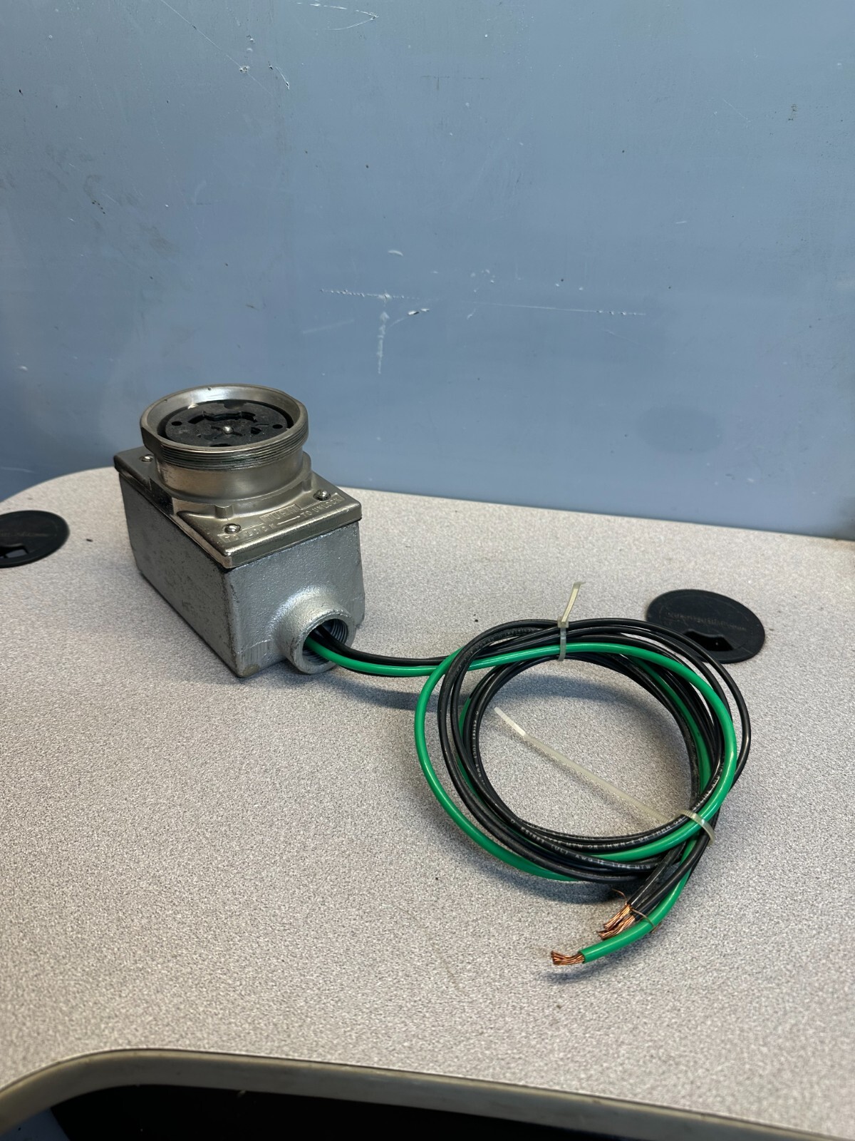 APPLETON FD UNILET 3/4" TYPE E HAZARDOUS LOCATION OUTLET. FREE SHIPPING.
