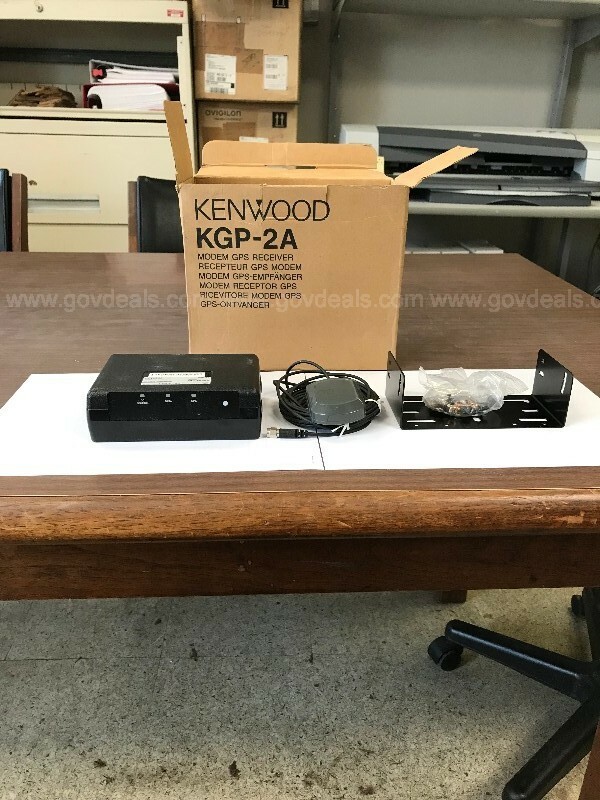 KENWOOD KGP-2A GPS receiver-modem unit
