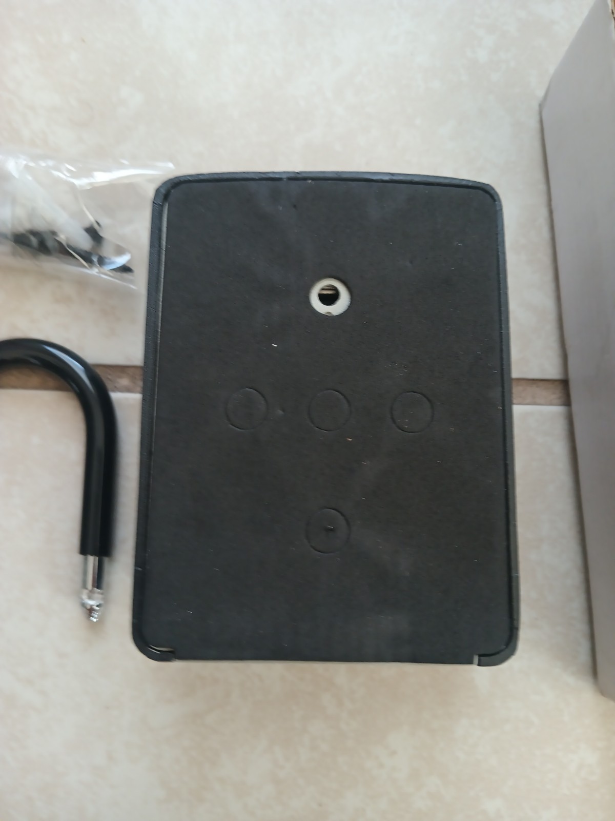 Upxon Portable Key Lock Box 4-Digit Code Resettable For House, Gate, Realtor