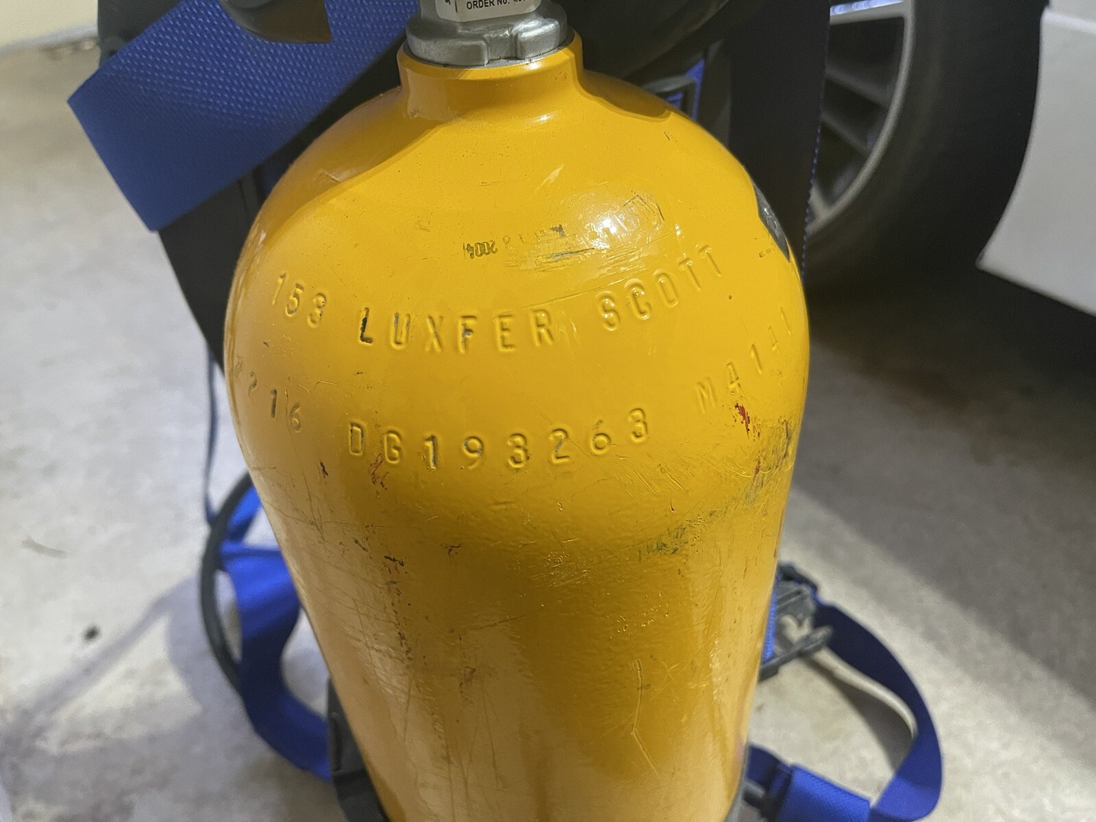 Scott SCBA tank with carrier