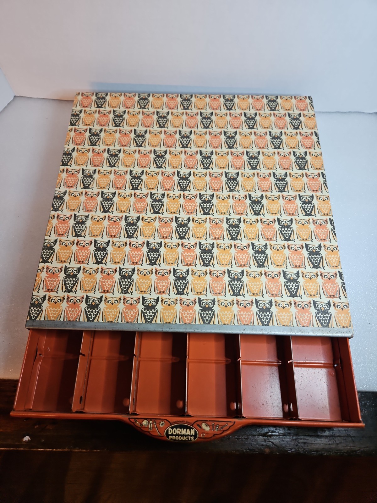 Vtg DORMAN PRODUCTS METAL TIN BOX BRAKE SPRING HARDWARE CABINET, Retro Owls, WOW