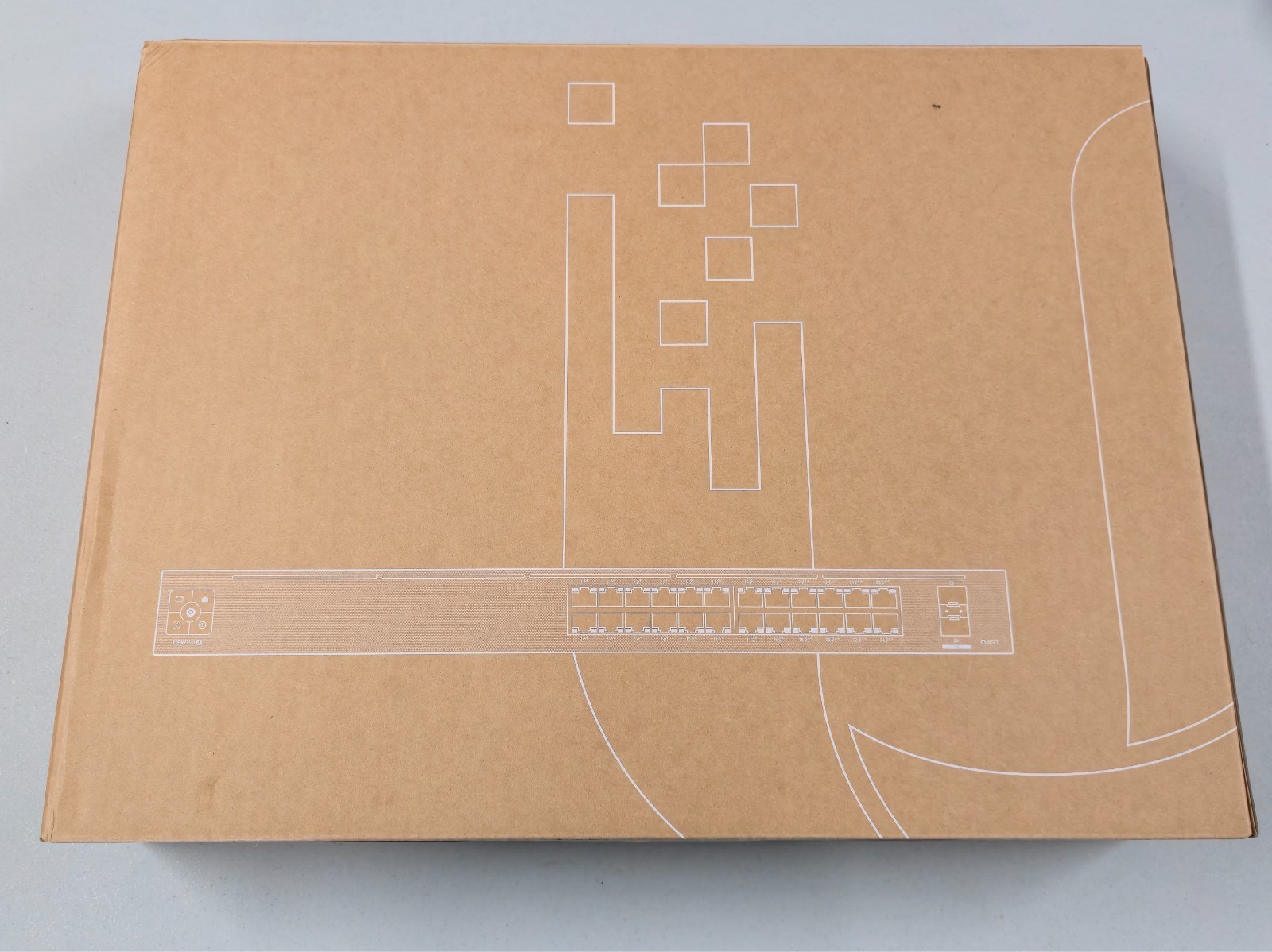 Ubiquiti UniFi Pro PoE 24-Port Gigabit Managed PoE Network Switch USW-PRO-24