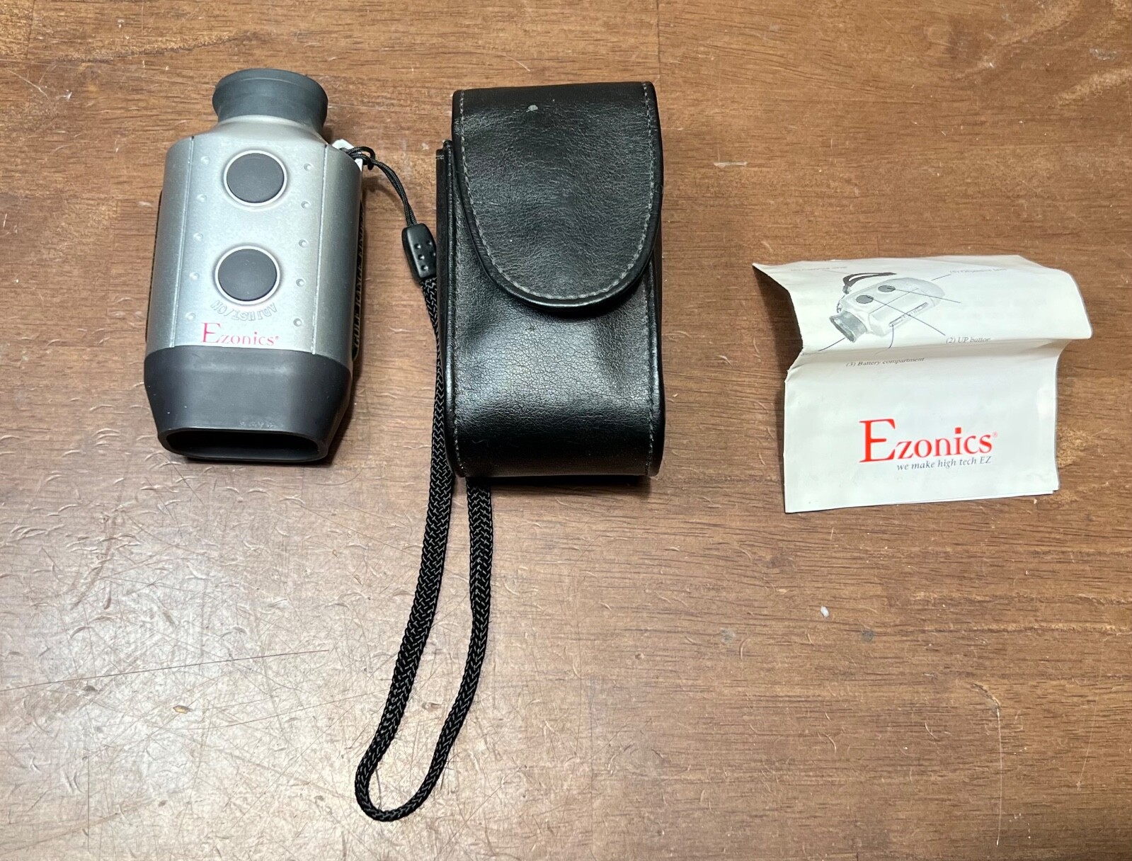 EZONICS EZ-628 400 Yard Golf Scope with Range Finder w/ new Batteries & case