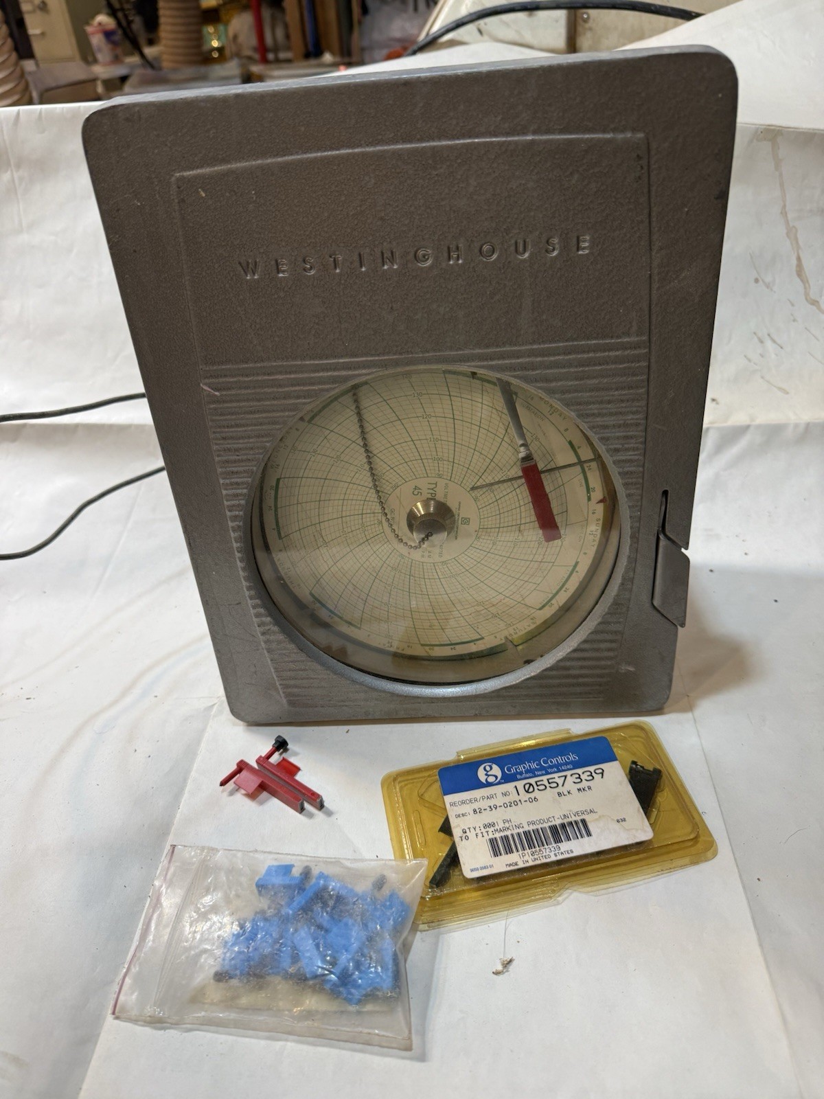 Westinghouse    Type M 45 Style   410C130811       Recording  AC Voltmeter￼