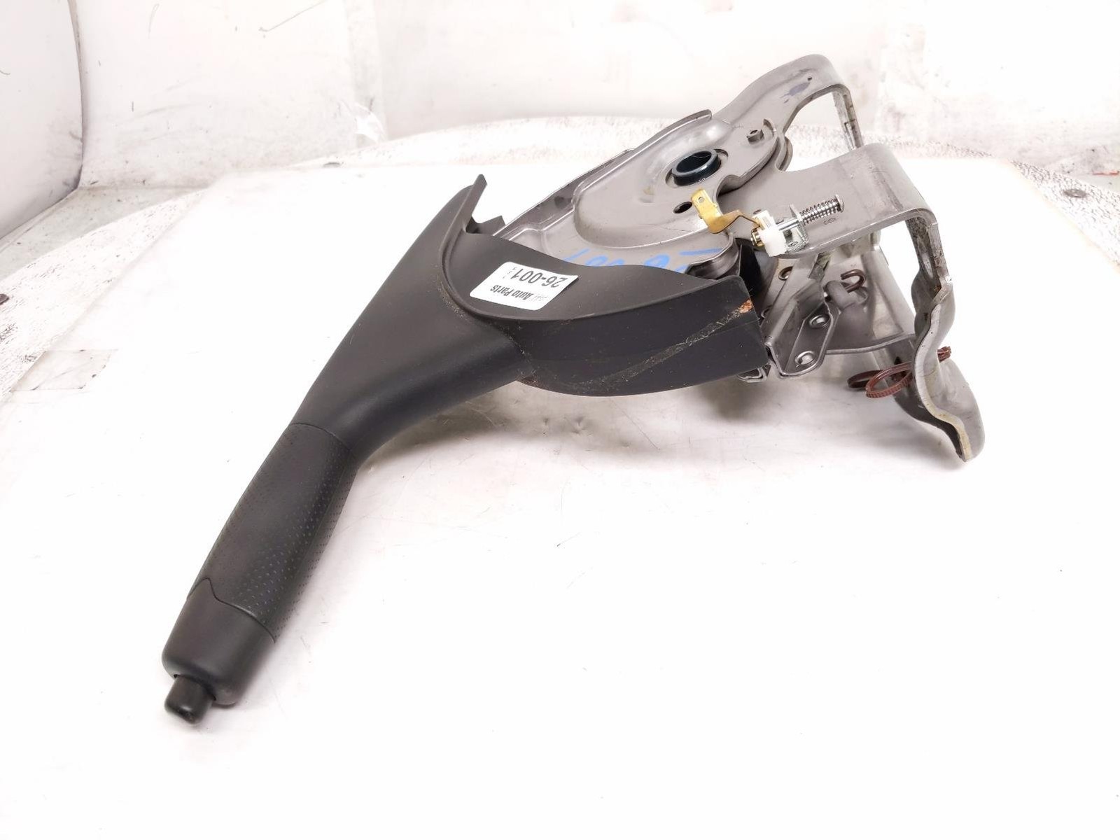 2011-2017 Nissan Juke Parking Brake Handle Assy - 36010-1Ka3a