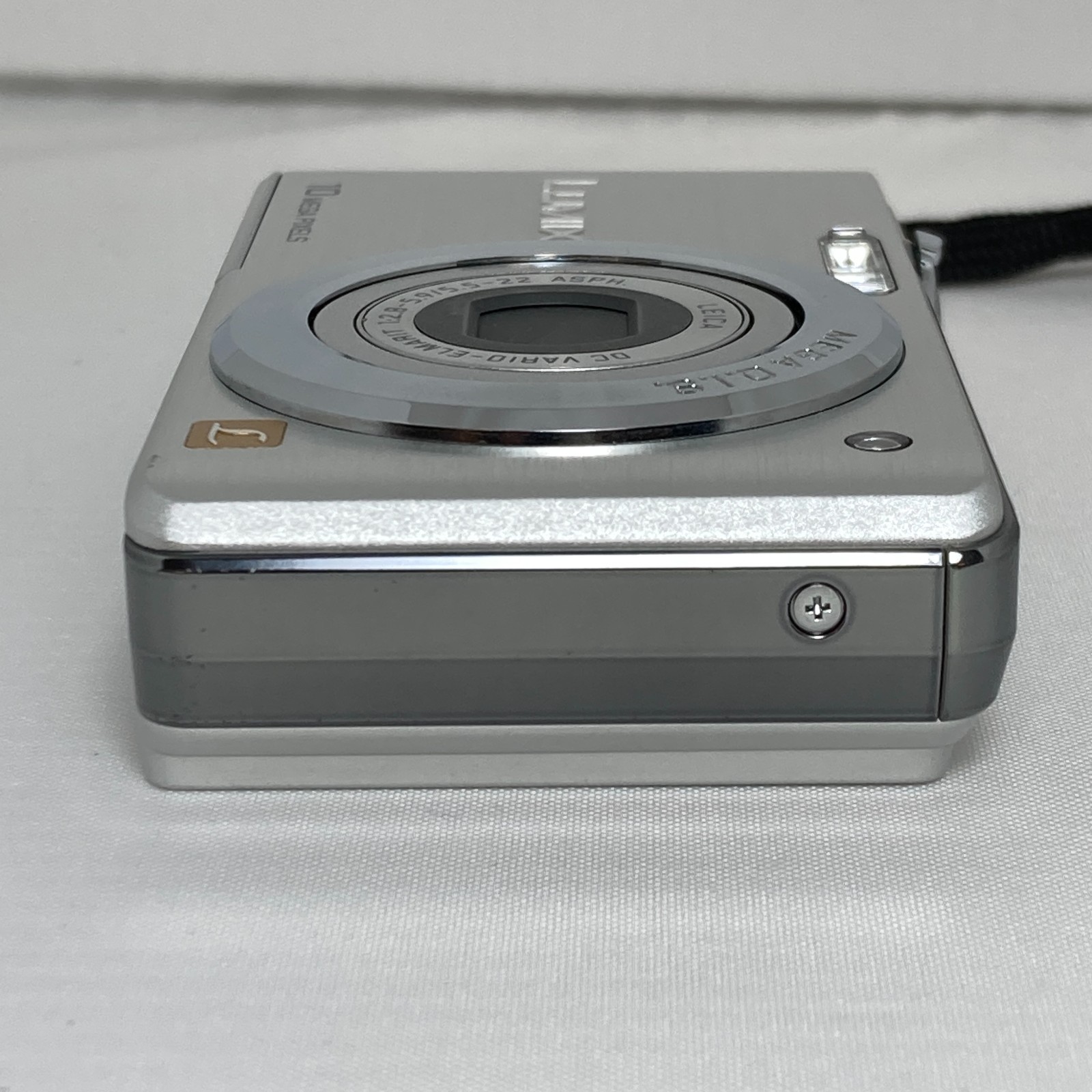Panasonic LUMIX DMC-FS7 Compact Digital Camera Silver