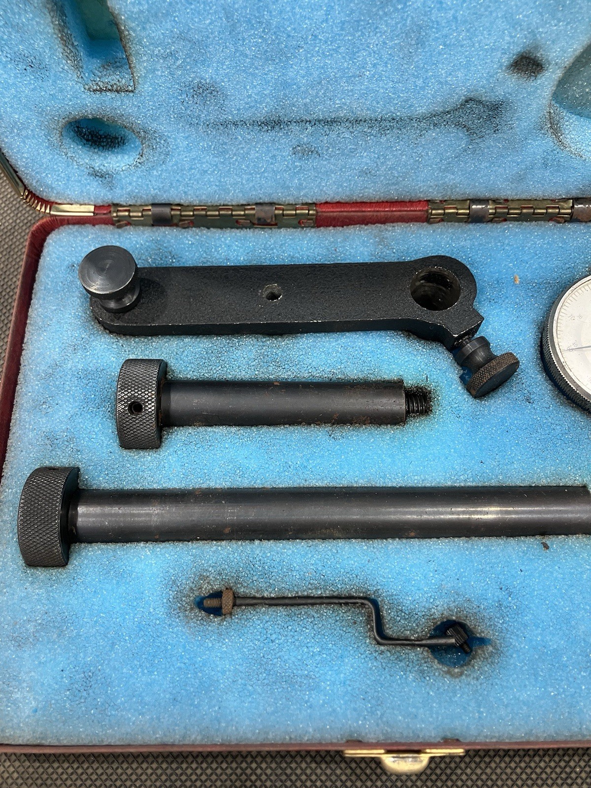 Central Dial Indicator Set w/ Case & Accessories - Dial Indicator Type
