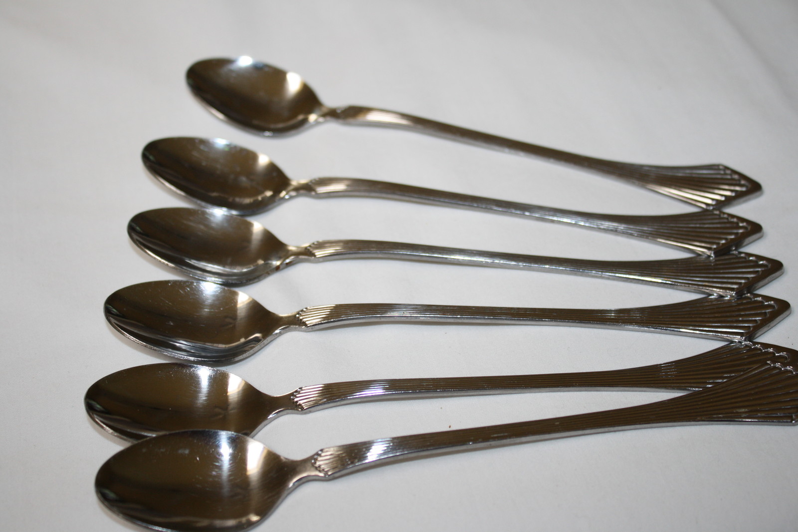 SUPREME CUTLERY TOWLE STAINLESS FLATWARE "PRIMAVERA" (6) ICE TEASPOONS 7.5"