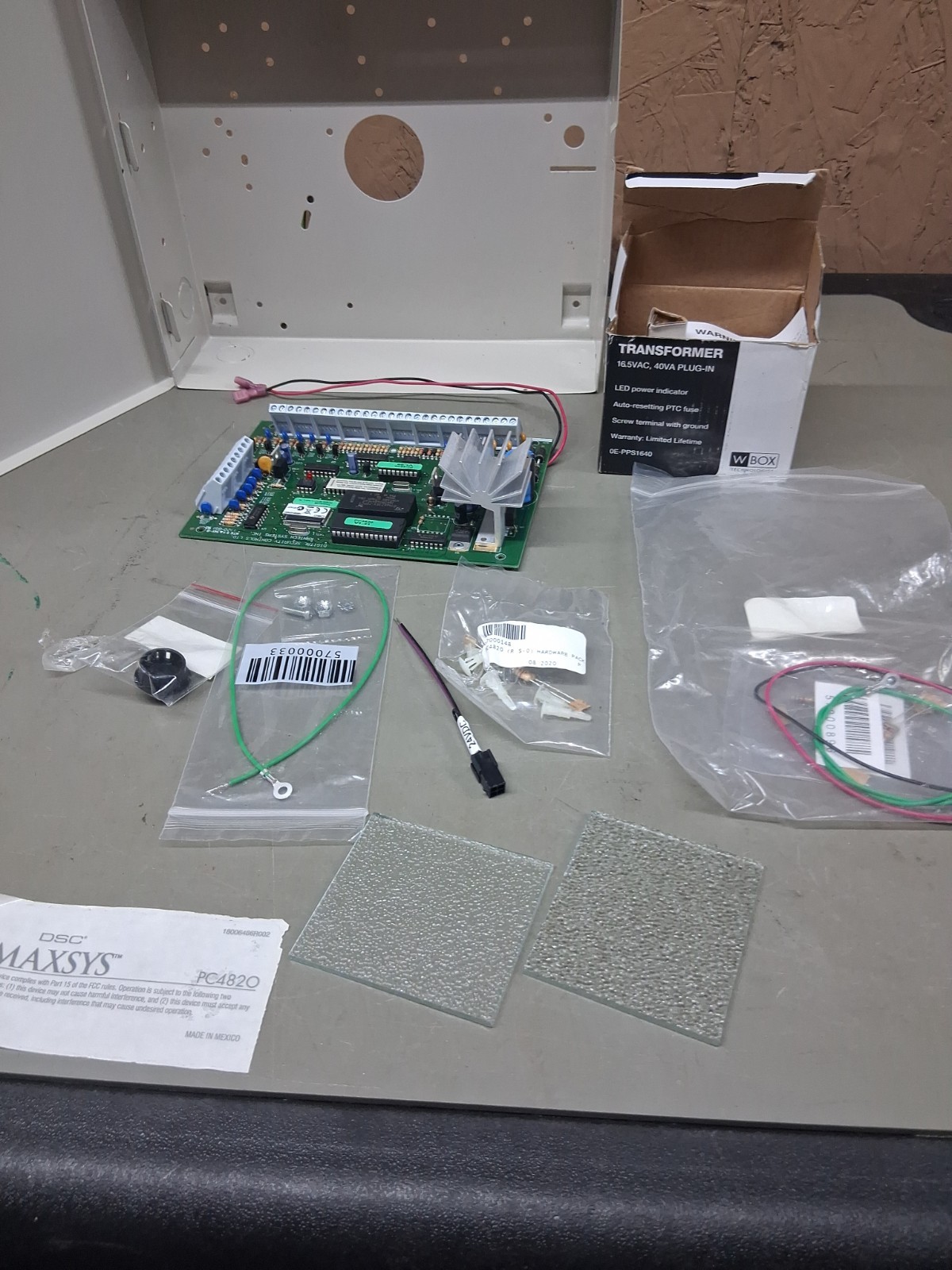 DSC MAXSYS PC4820 v 1.41 Data Interface Module Panel