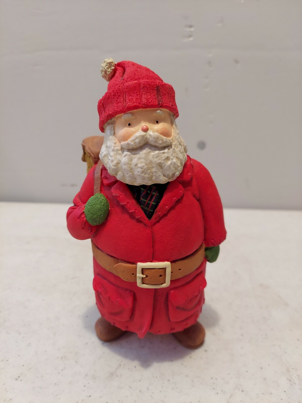 Hmk Lic Santa Figurine