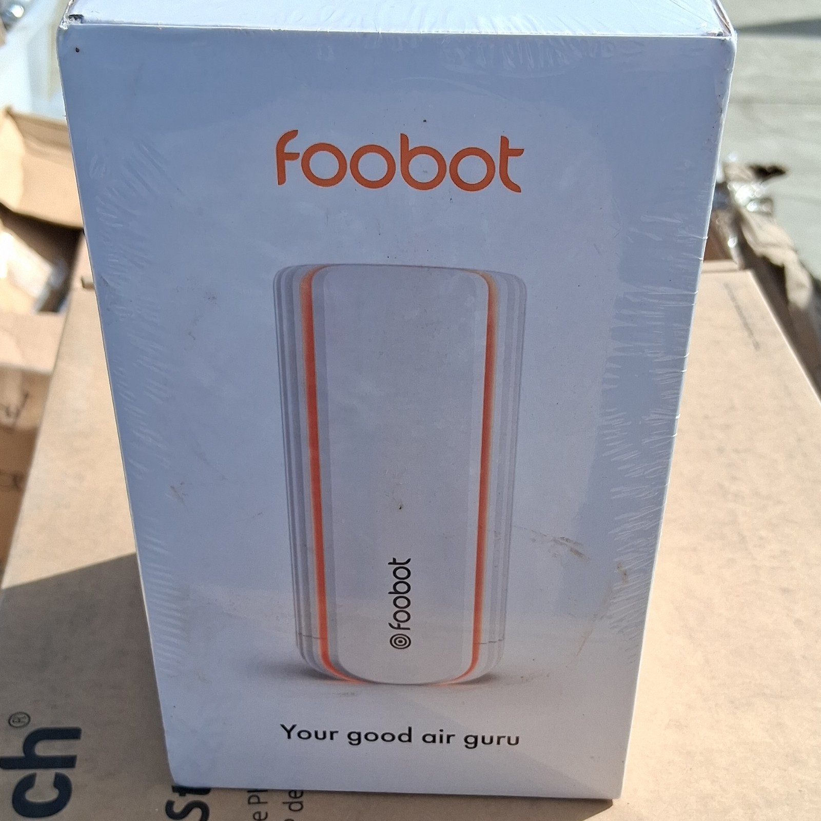 Foobot Air Quality Monitor Wi-Fi App Gases & Fumes PM 2.5 Detection White Orange
