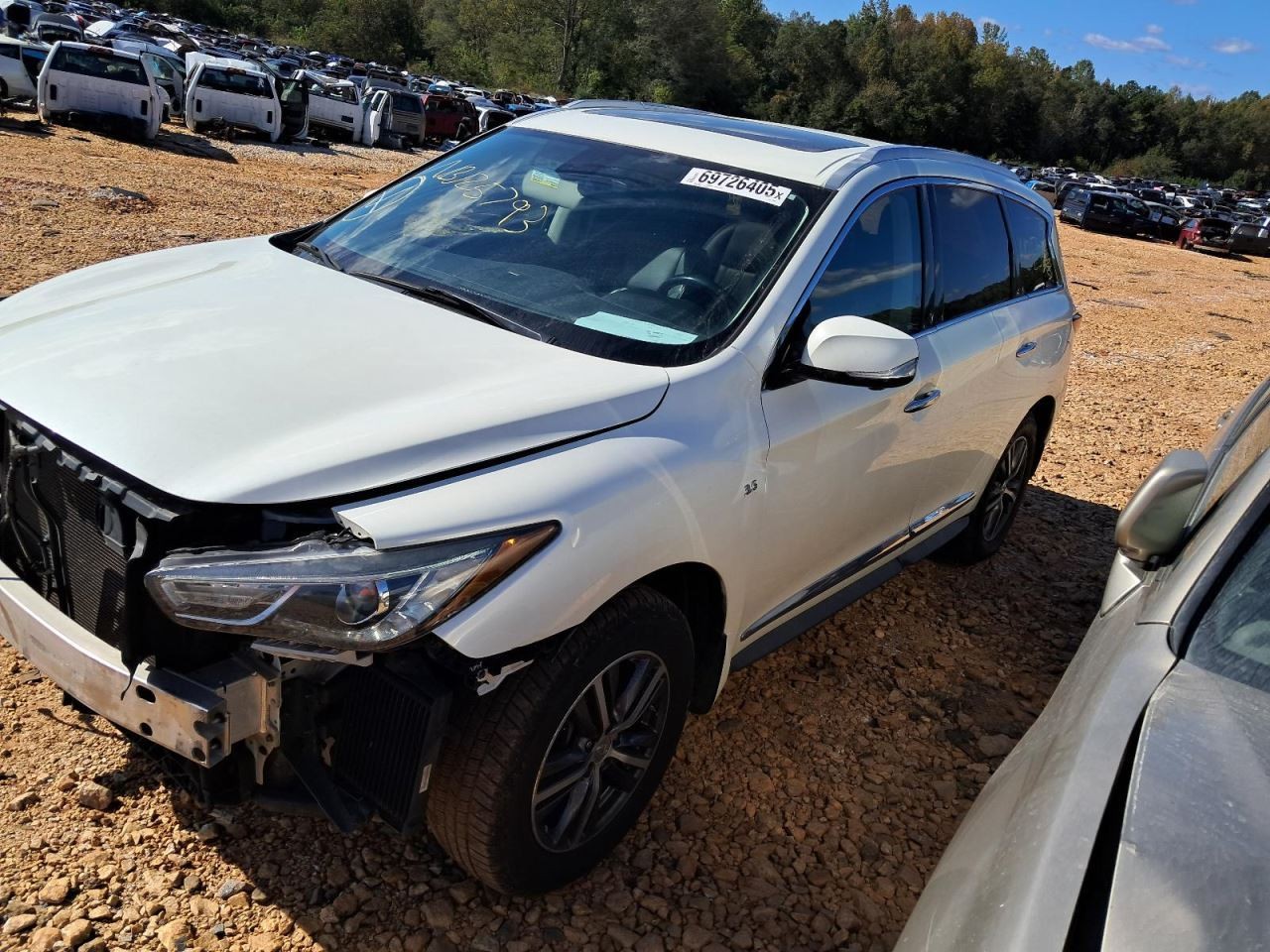 QX60 2018 Glove Box 4825680