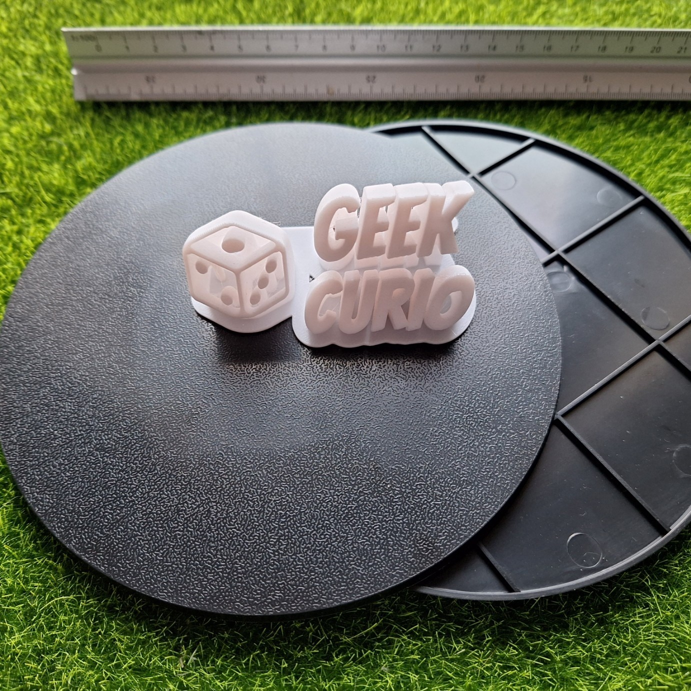 WARGAMING BOSS BASES – MULTIPLE SIZES (70mm• 80mm • 90mm • 100mm • 130mm •160mm)