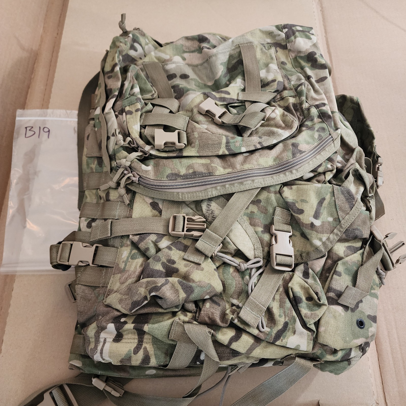NOS London Bridge Eight Pocket Light Backpack Rucksack LBT-2657A Multicam *B19*
