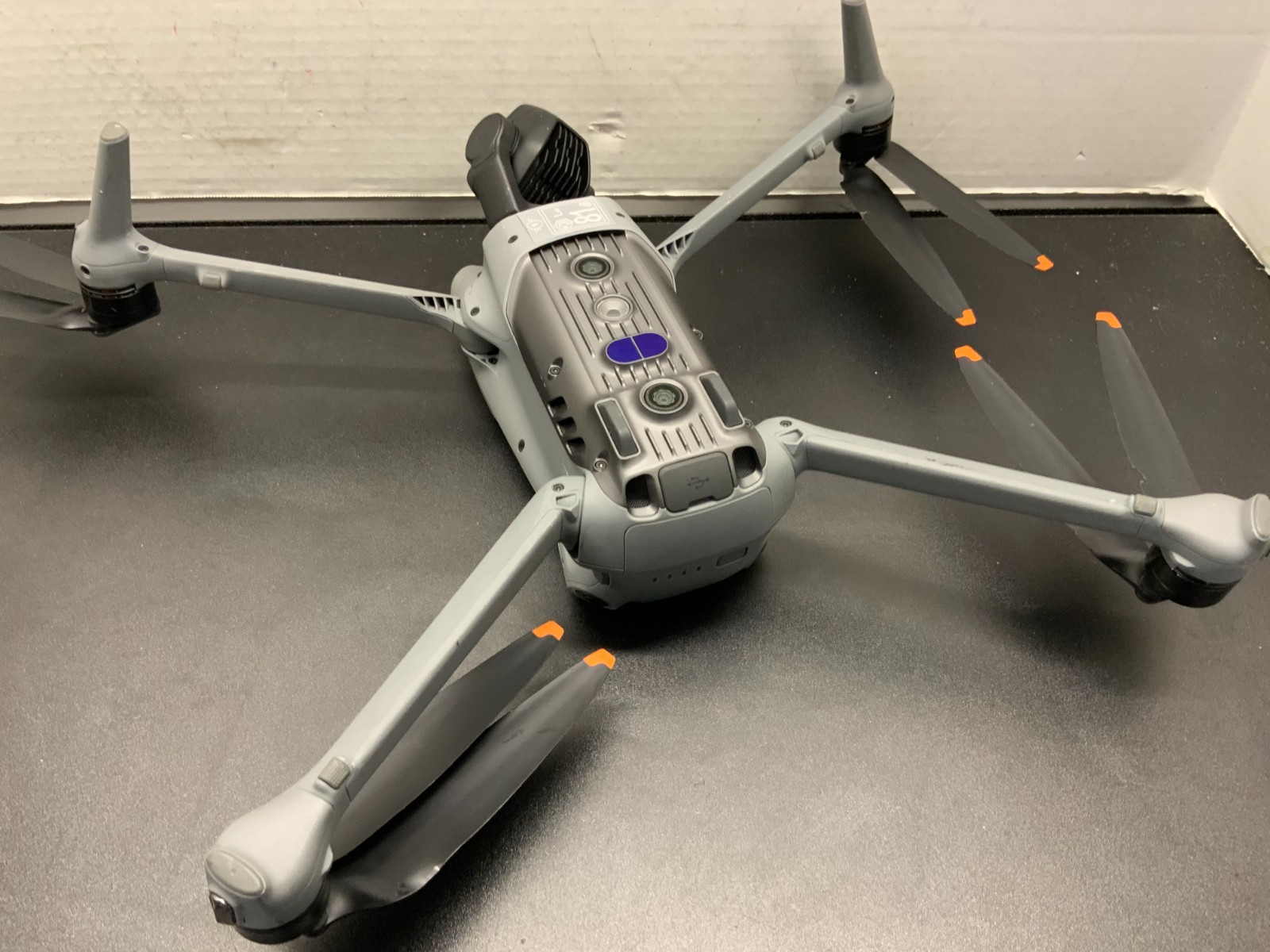DJI Air 3 Drone Quadcopter Aircraft non Functioning Store Display Unit For parts
