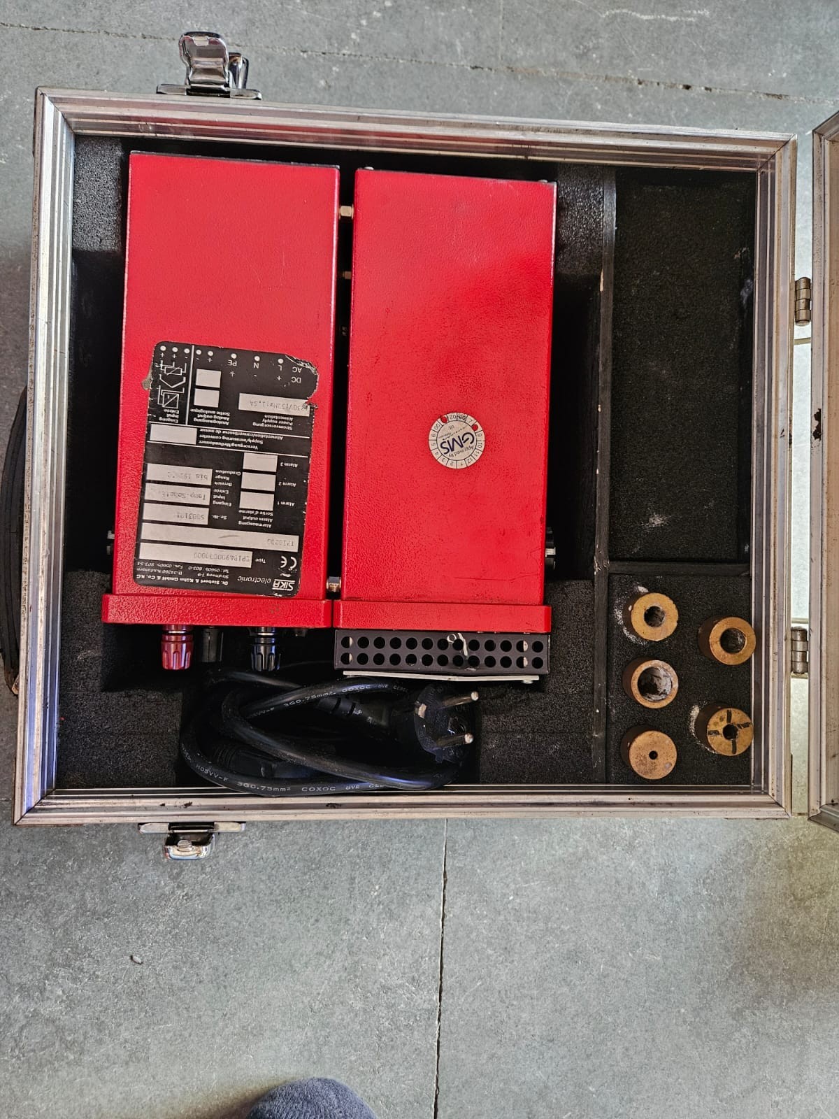 USED SIKA TP18200 TEMPERATURE CALIBRATOR FREE FAST SHIPPING
