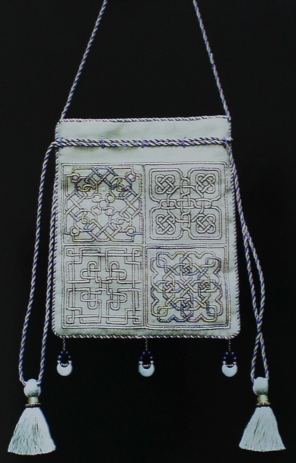 Tudor Knot Sweet Bag - by Nostalgic Needle