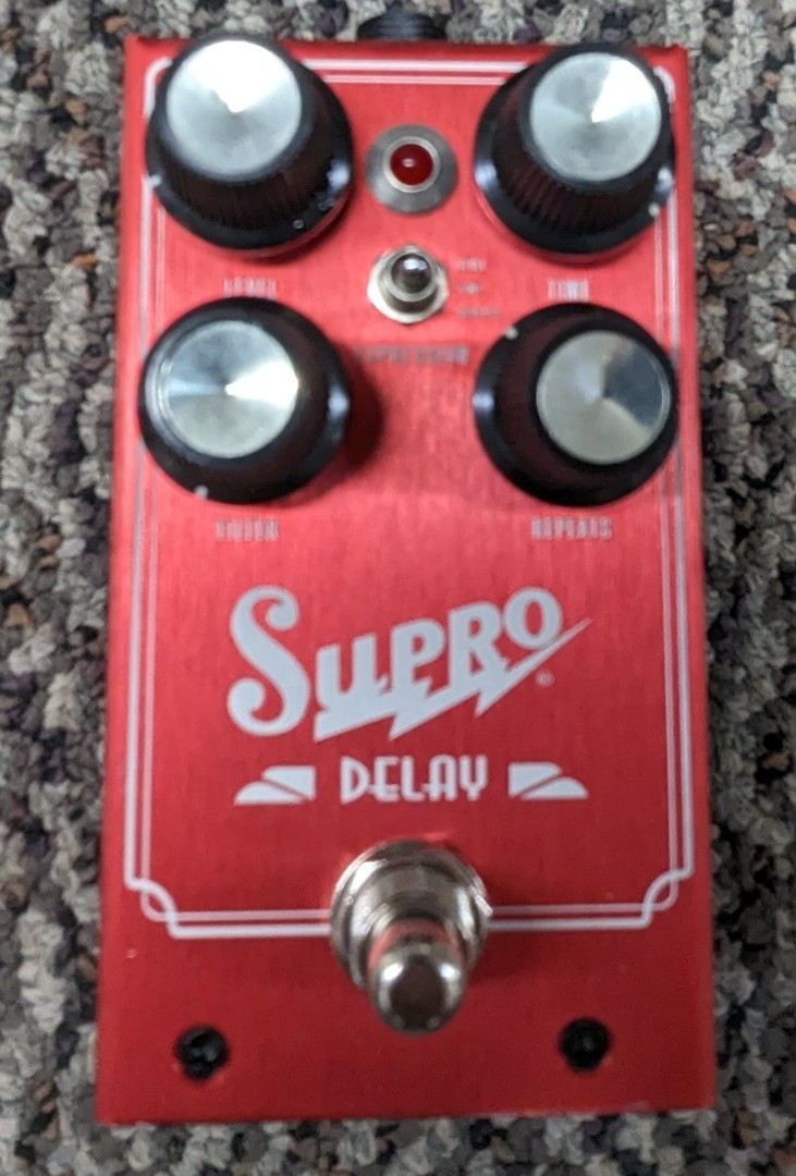 Supro 1313 Analog Delay Guitar Effects Pedal - B-Stock