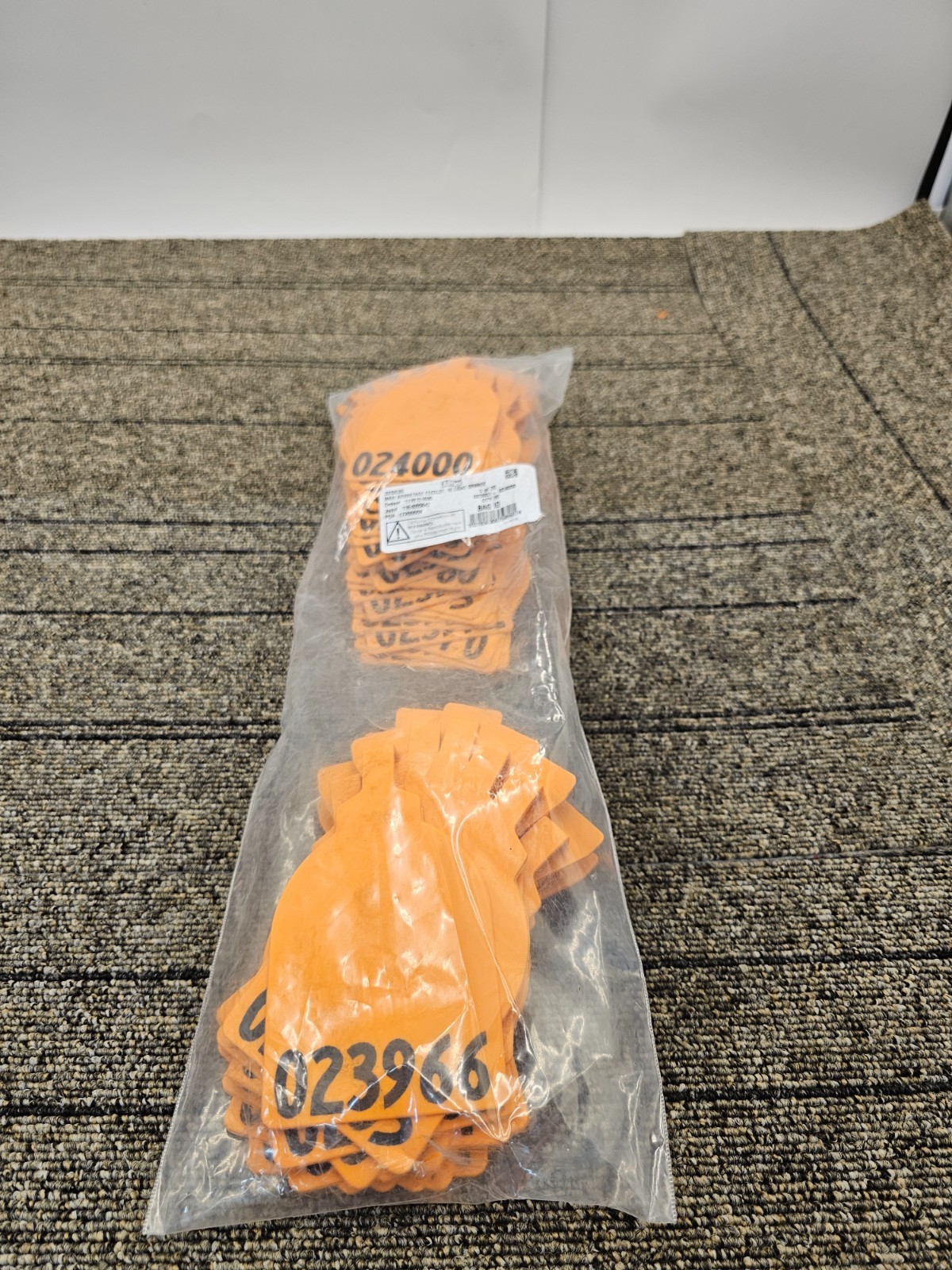 (QTY 50) Allflex 320030 Maxi Advantage Feedlot 16 Light Orange Ear Tag