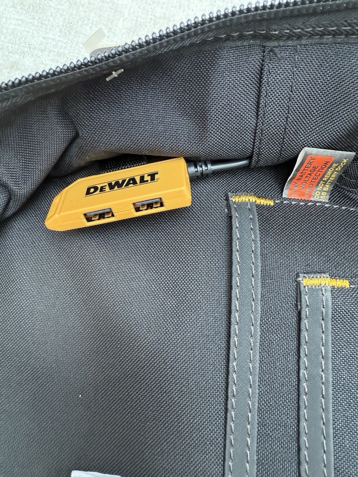 DEWALT DGCL33 33 Pockets USB Illuminated charging tool Backpack USB (INC VAT)