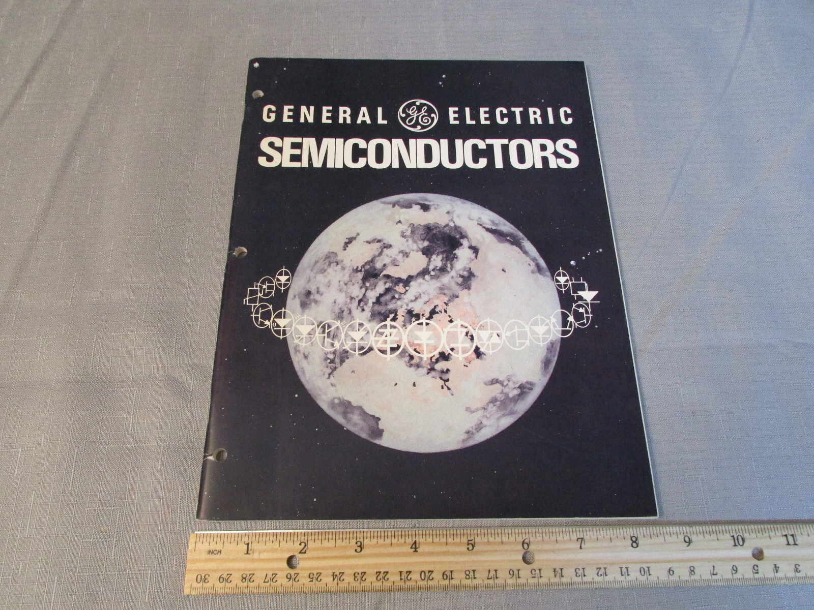 General Electric G.E. Semiconductors Catalog IC's 1978 79 pages