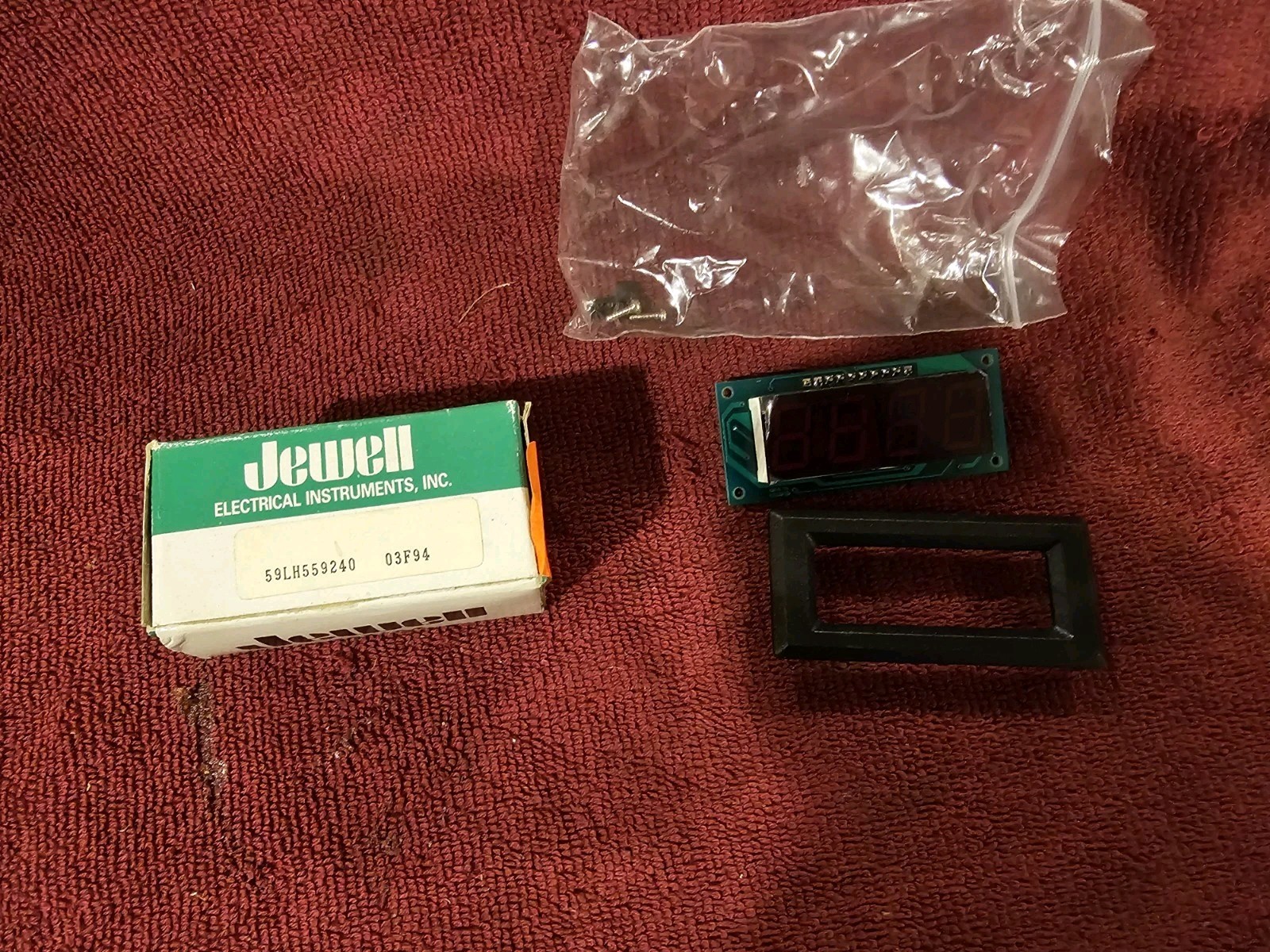 Jewell 59LH559240, I-1/4" x 2-11/16" Digital Panel Meter