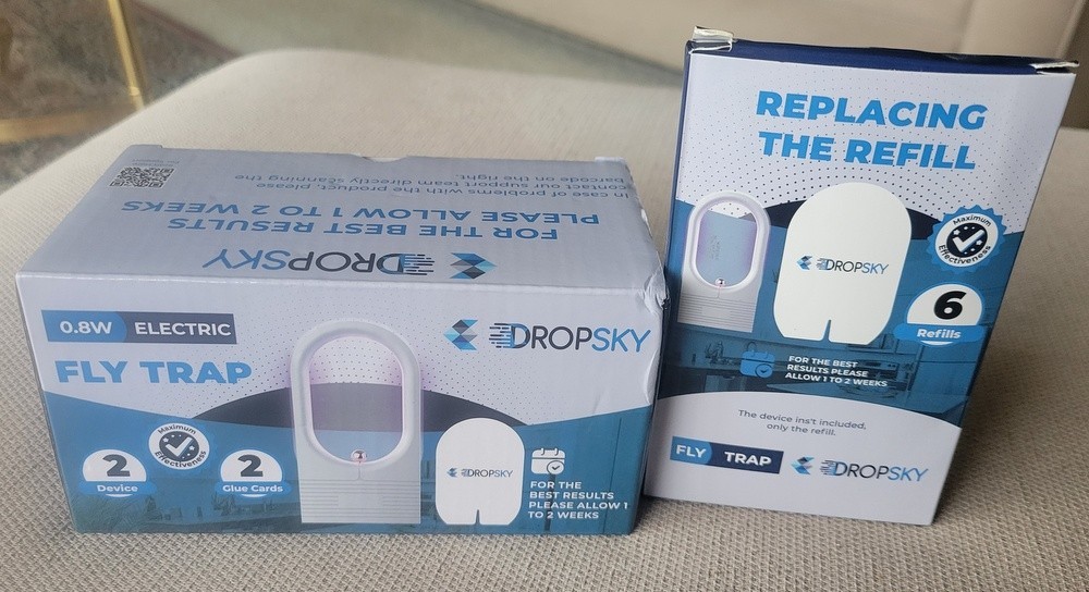 Dropsky Fly Trap 2 Pack with Total of 8 Glue Cards/Cartridges for Indoor Outdoor
