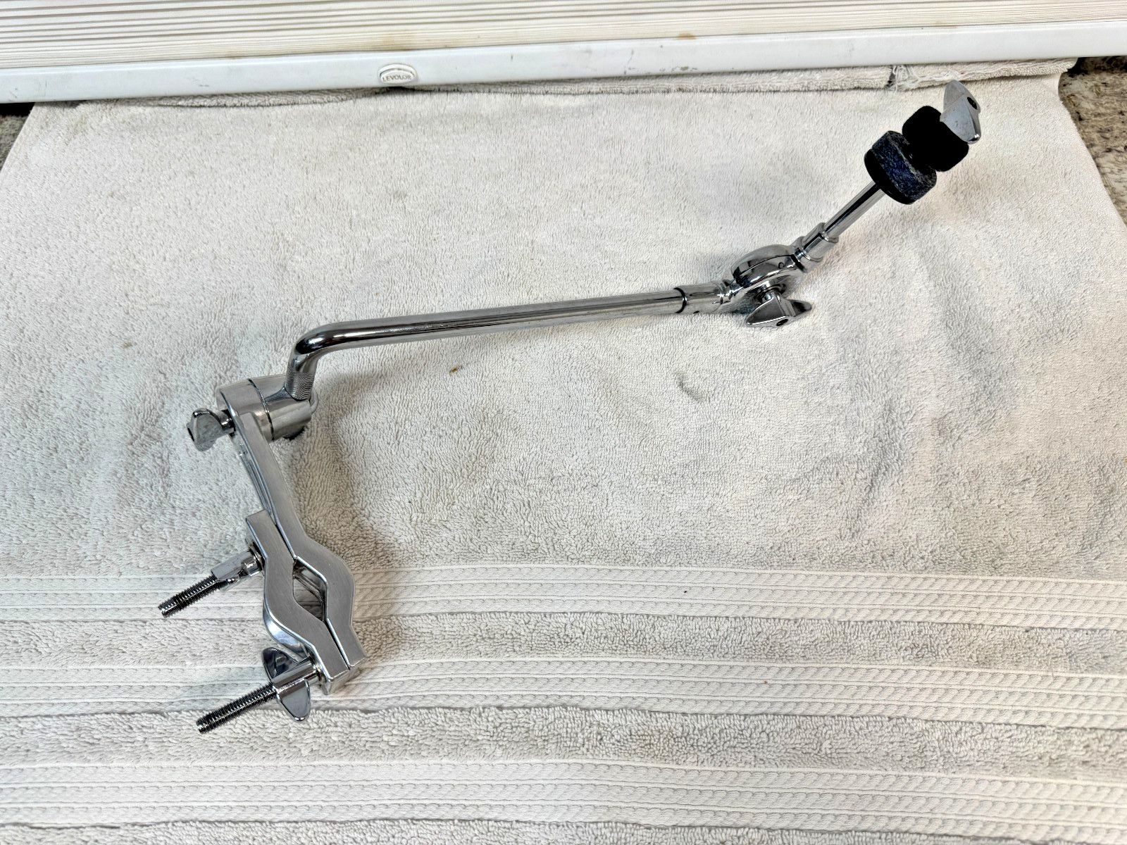 8" cymbal arm and clamp. Looks great, functions great!