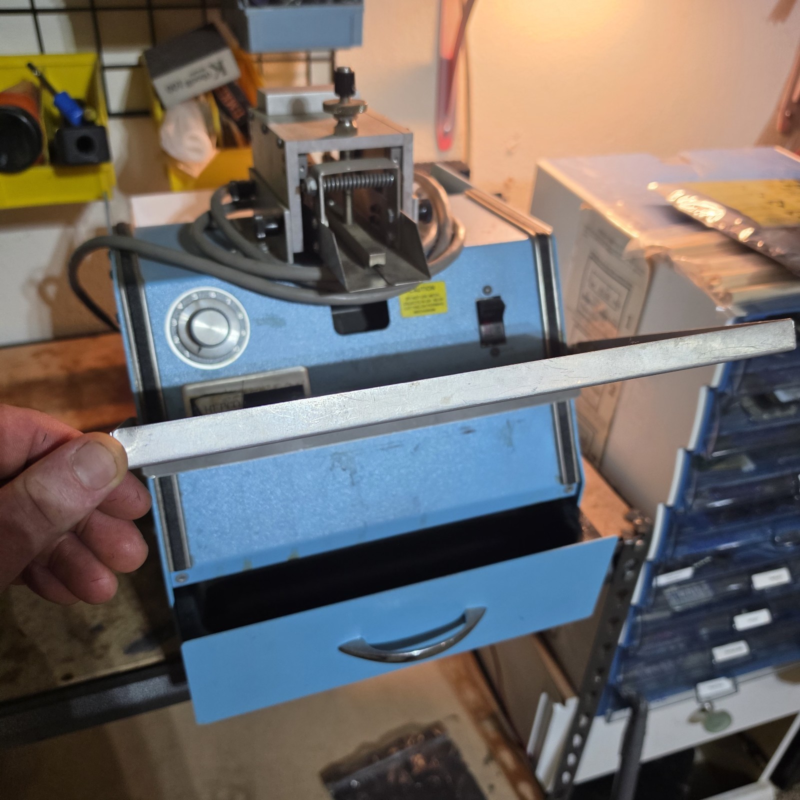 FLADH SALE HEPCO Radial Lead Trimming Machine Model #1500