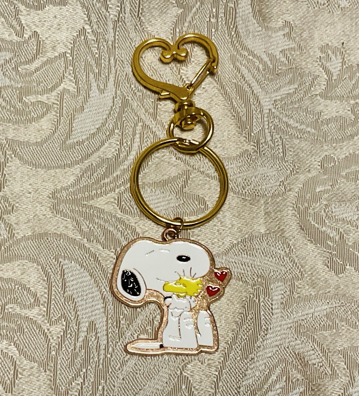Snoopy Love Peanuts Purse Key Fob Charm Pendant Car Metal Clip Anime KeyChain