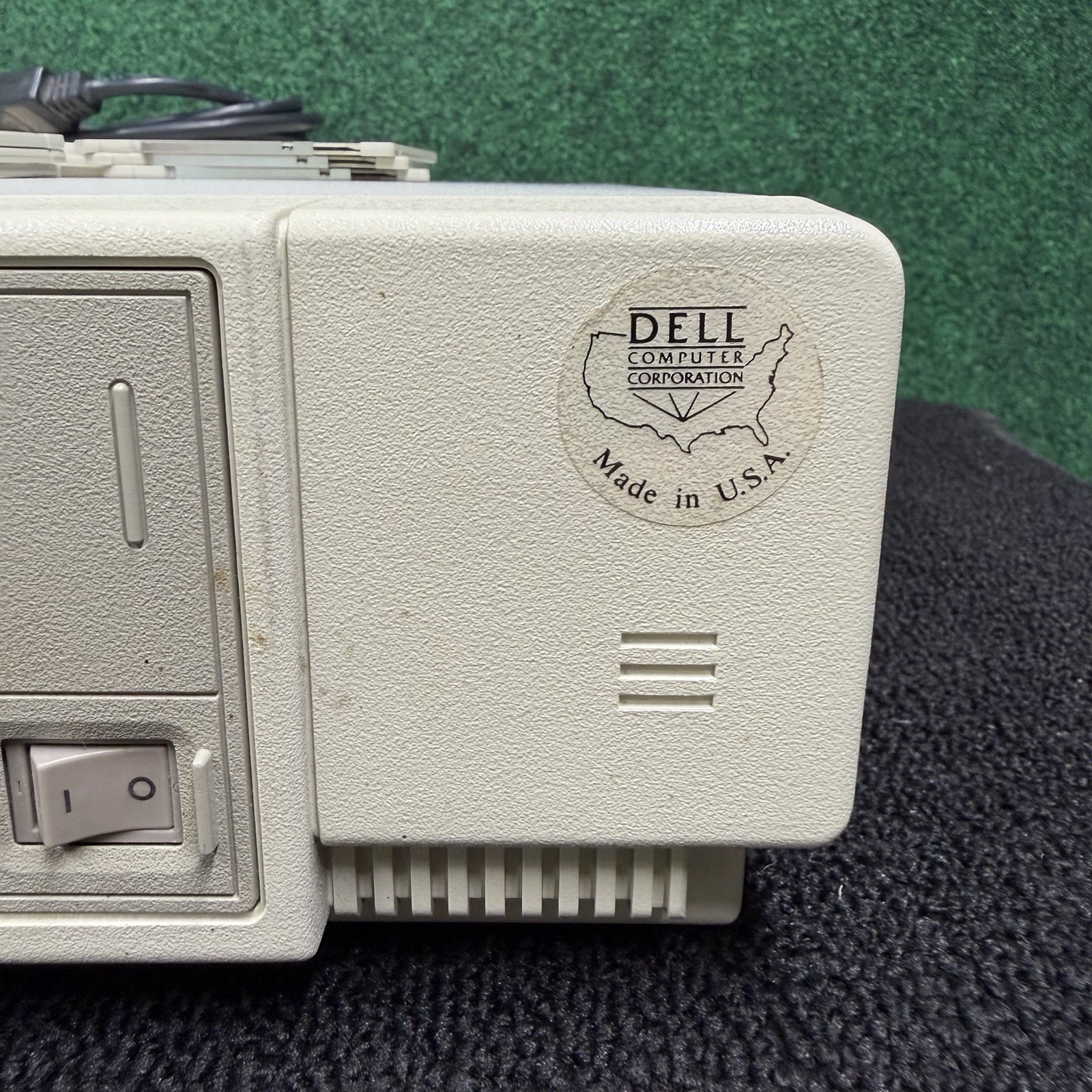Rare Dell 333p Computer System 1992 w/ DOS 5.0, 6.0 & 6.2 - Powers On