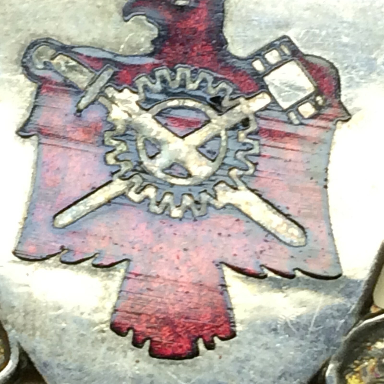 Military Pin 807th Engr Bn REDIFICATOR