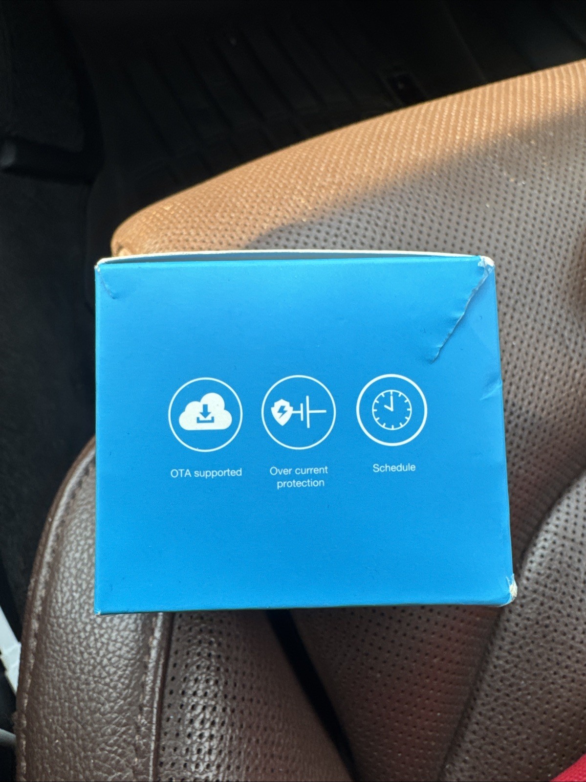 Smart Plug With Thread- White. Alexa, Google.