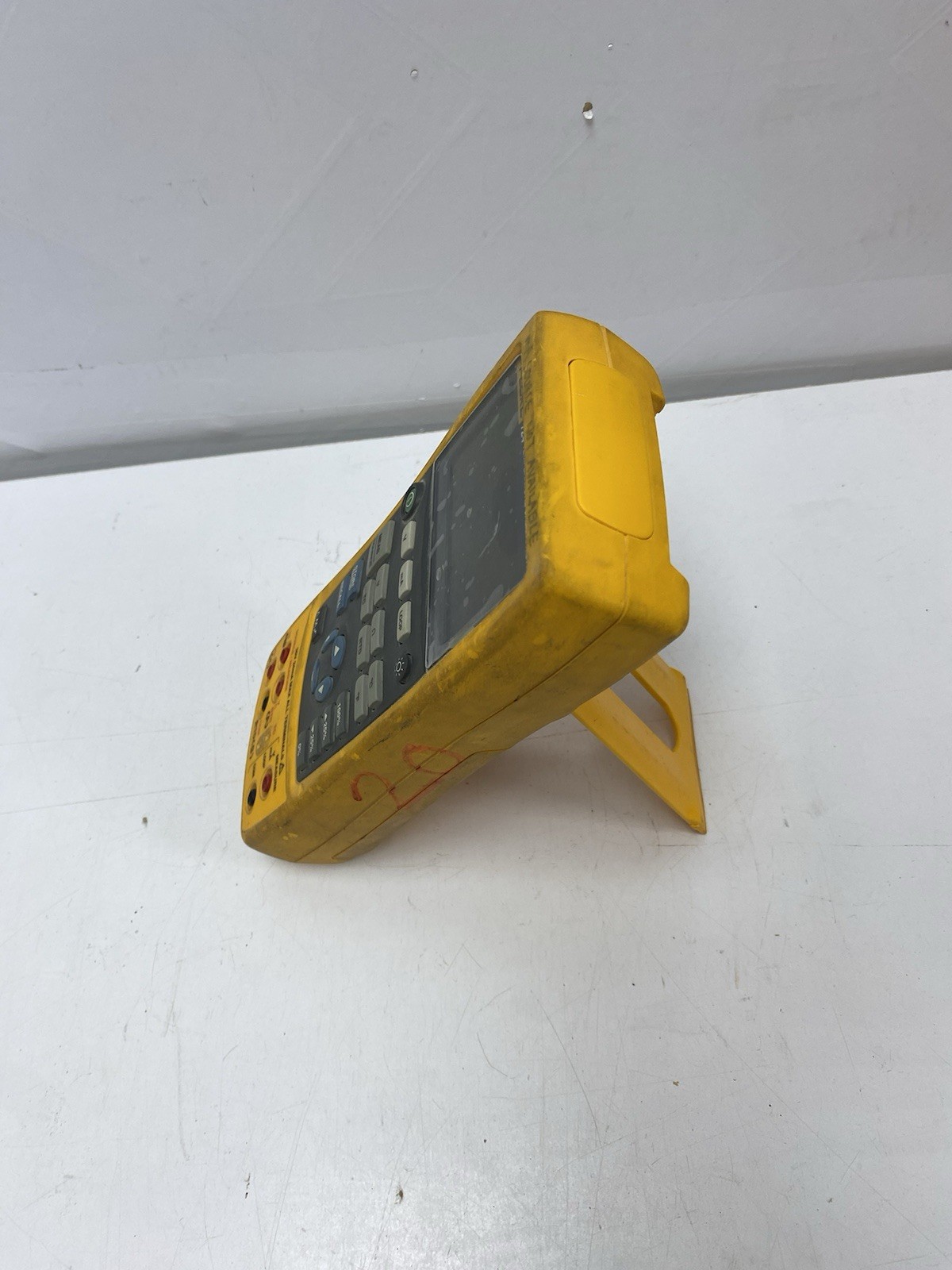Fluke 724 Process and Temperature Calibrator